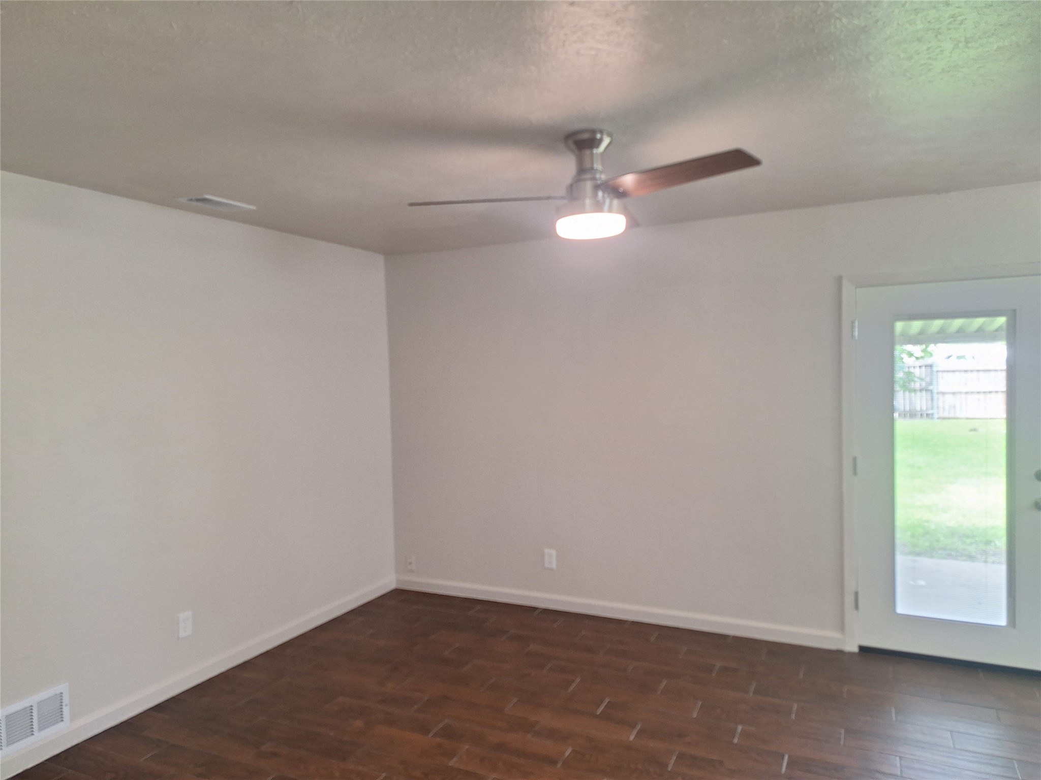 209 Heather Drive Garland TX 75042