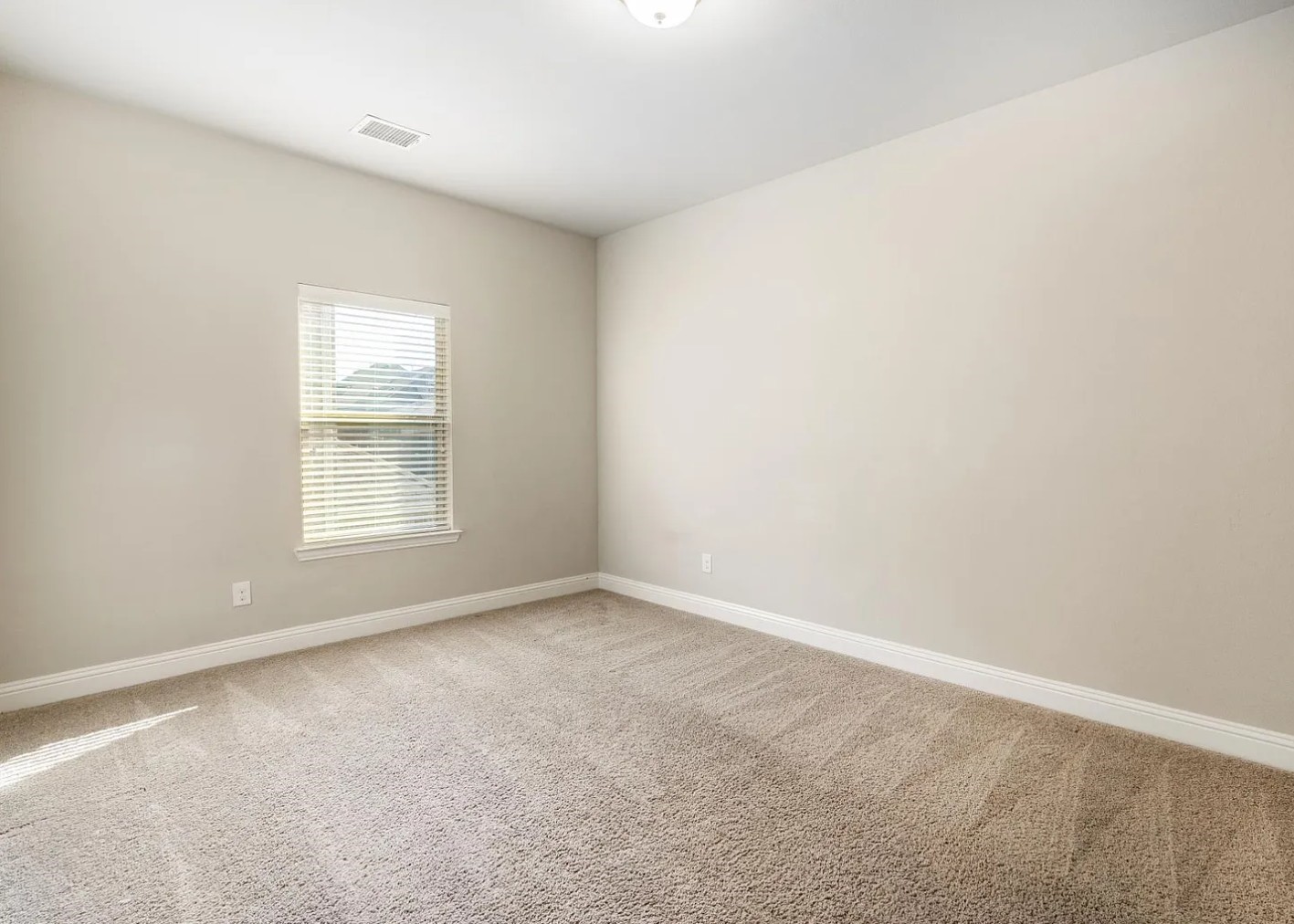5215 Wakefield Drive Irving TX 75038