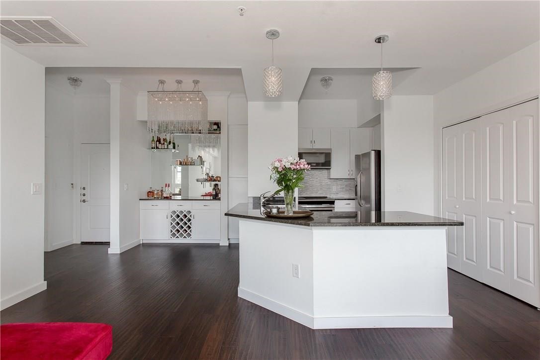 3225 Turtle Creek Boulevard Dallas TX 75219