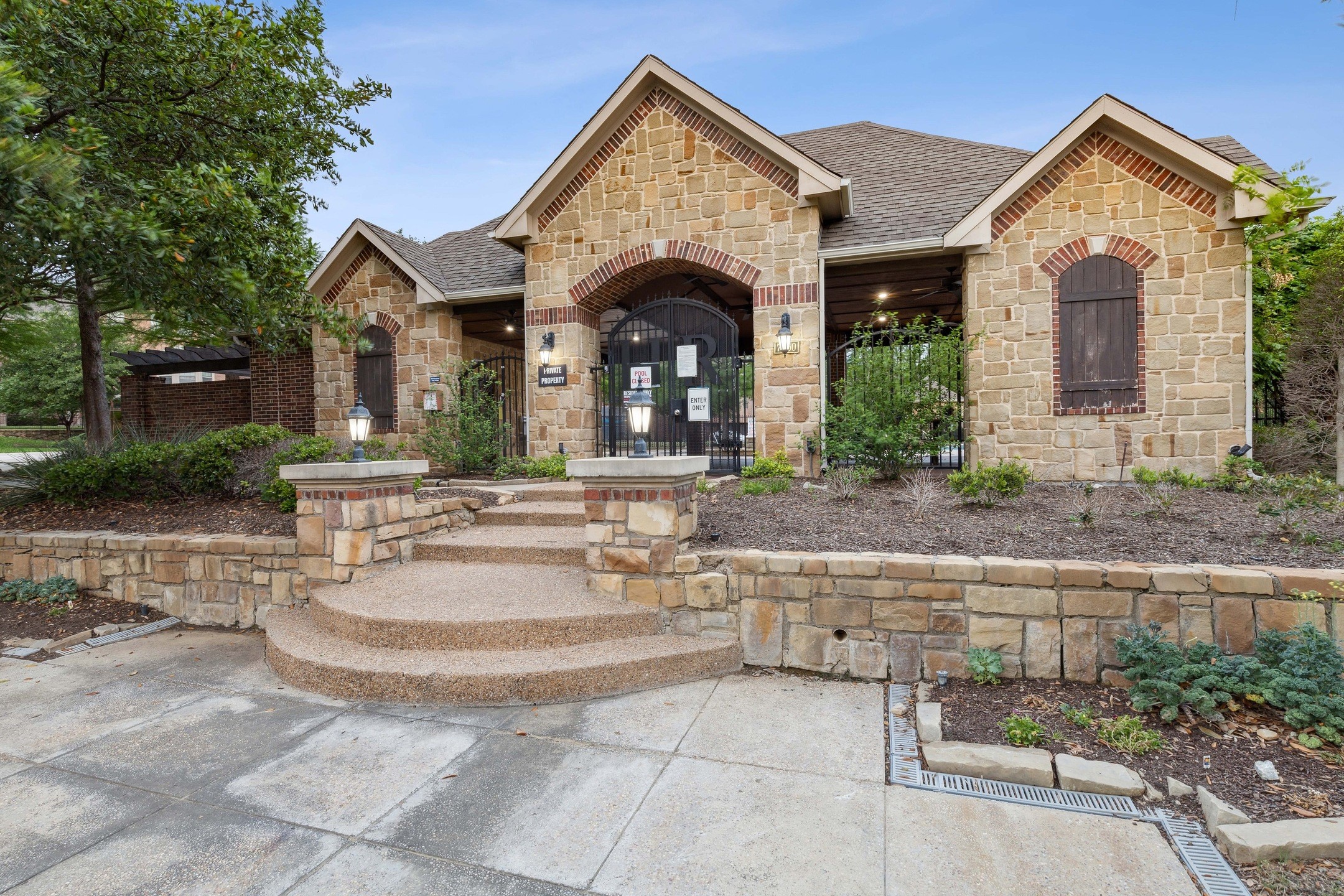 1503 Biltmore Lane Irving TX 75063