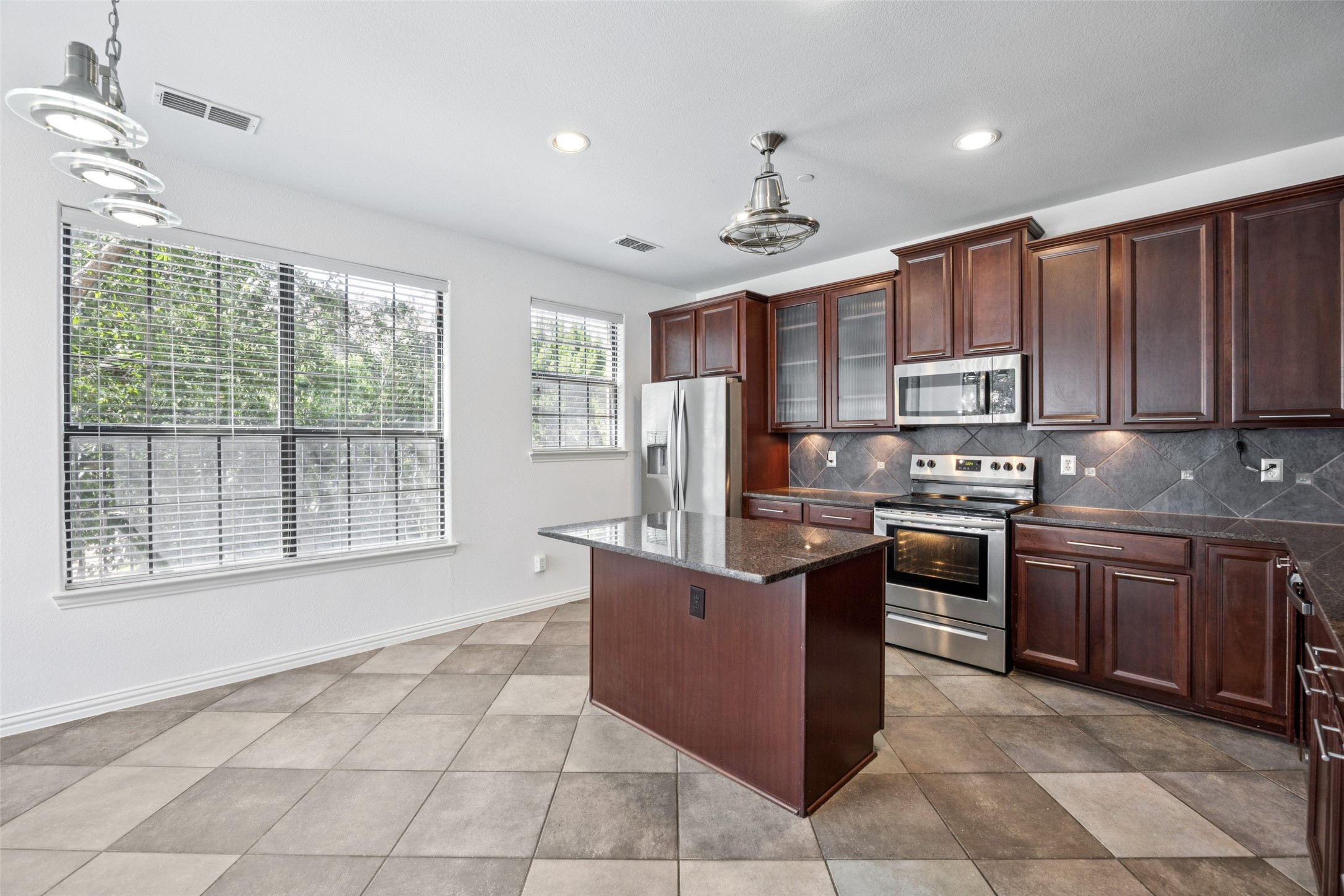 1503 Biltmore Lane Irving TX 75063