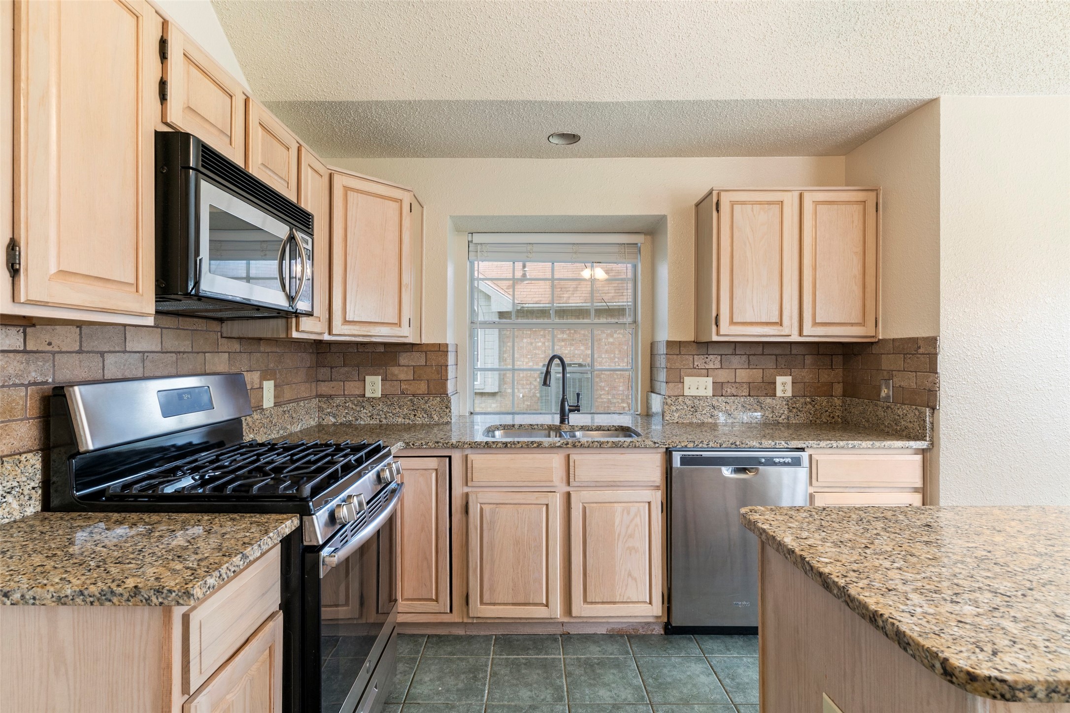 6018 Madison Avenue Rowlett TX 75089