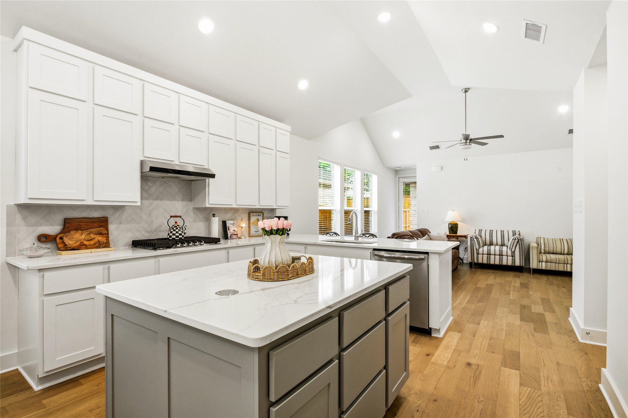 606 Sagebrush Trail Sherman TX 75092