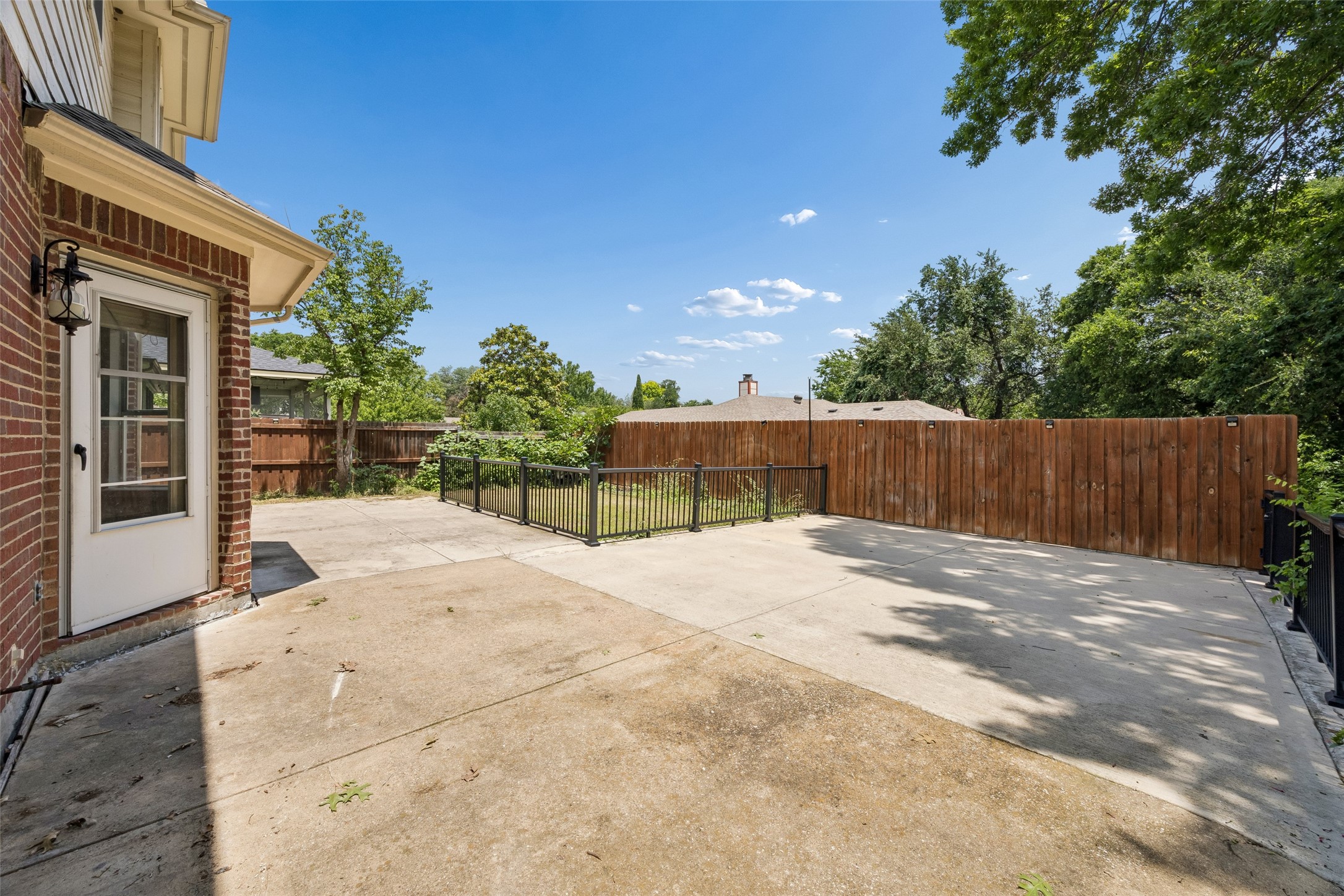 3702 Senada Trail Garland TX 75040