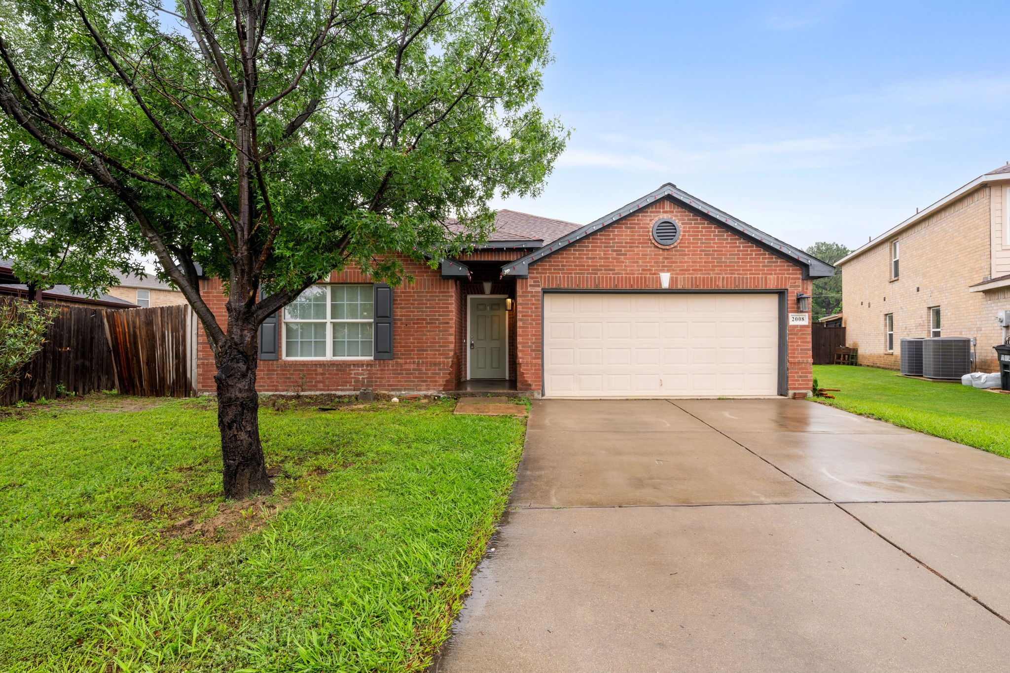 2008 Archer Drive Grand Prairie TX 75052