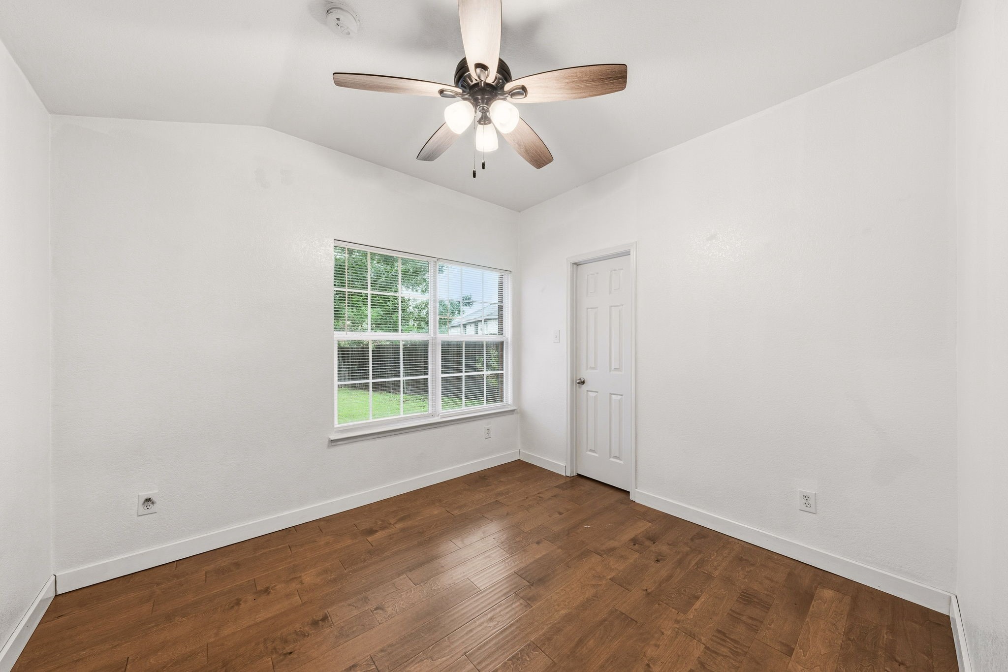 2008 Archer Drive Grand Prairie TX 75052