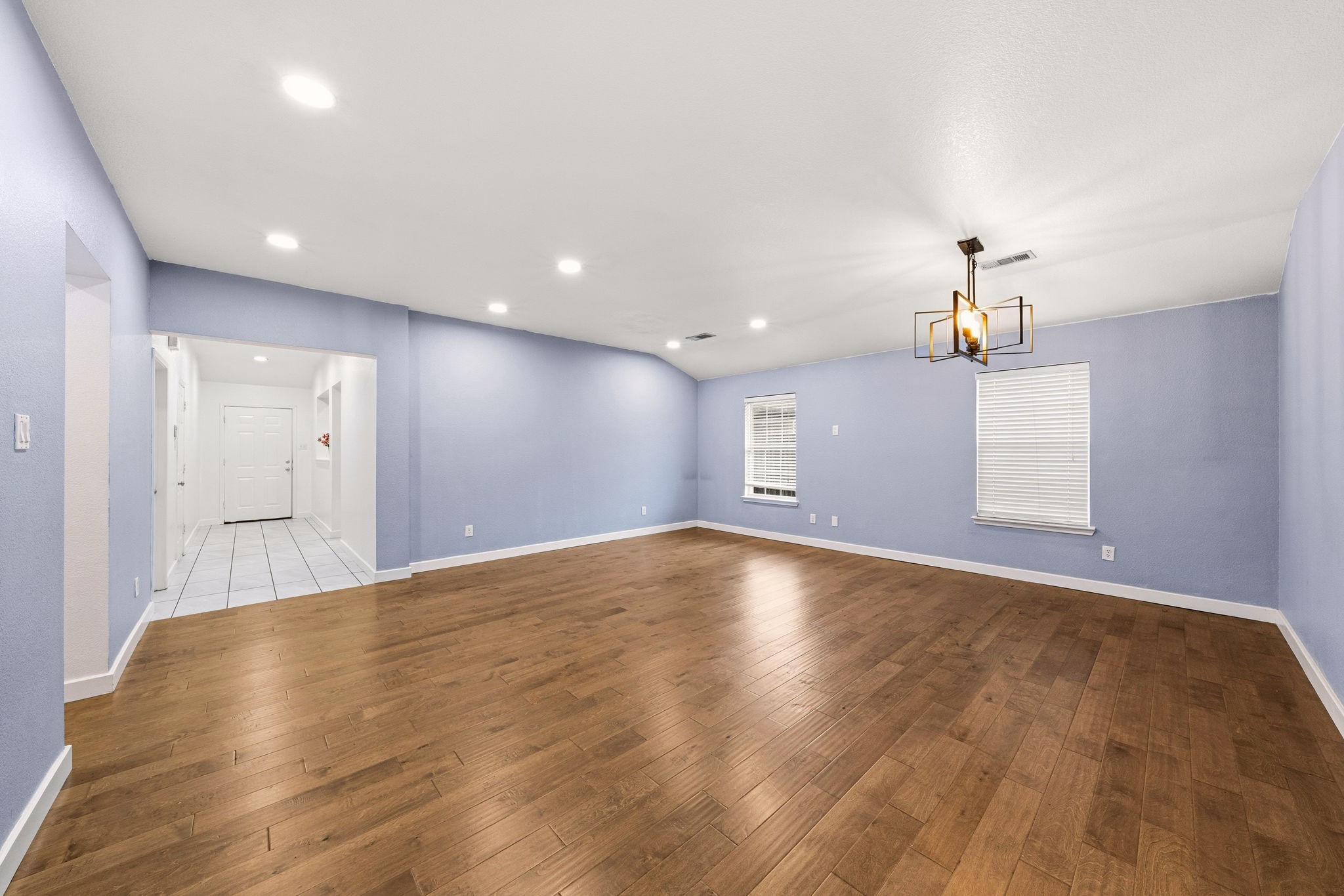 2008 Archer Drive Grand Prairie TX 75052