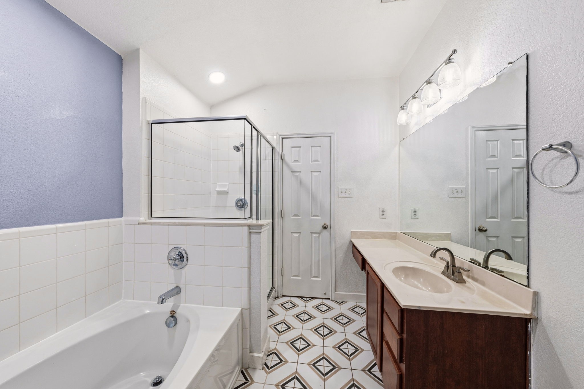 2008 Archer Drive Grand Prairie TX 75052
