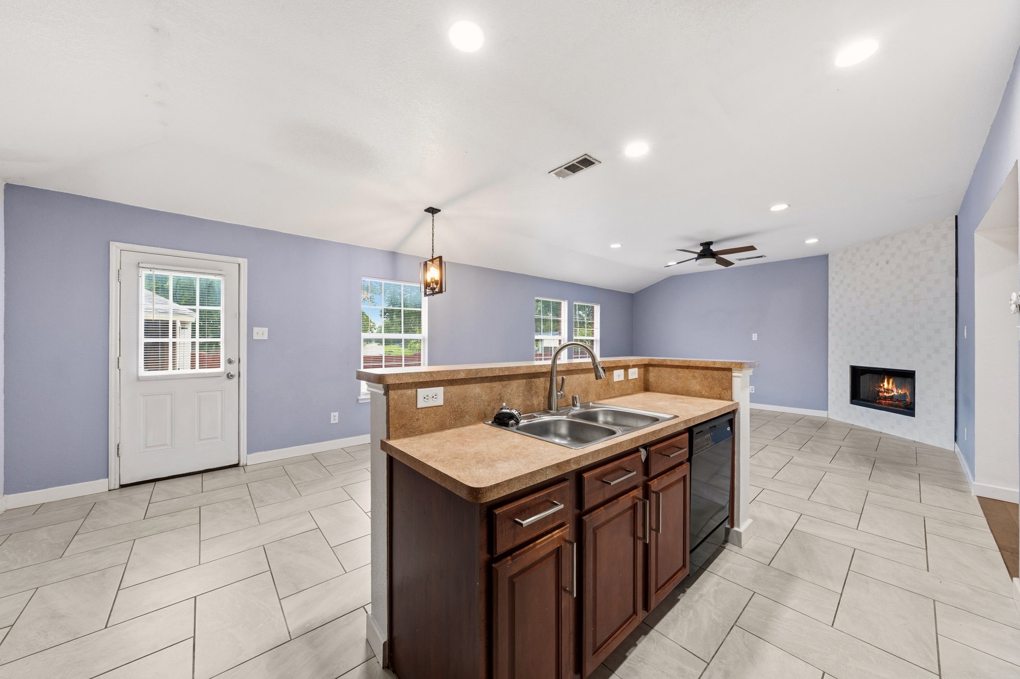 2008 Archer Drive Grand Prairie TX 75052