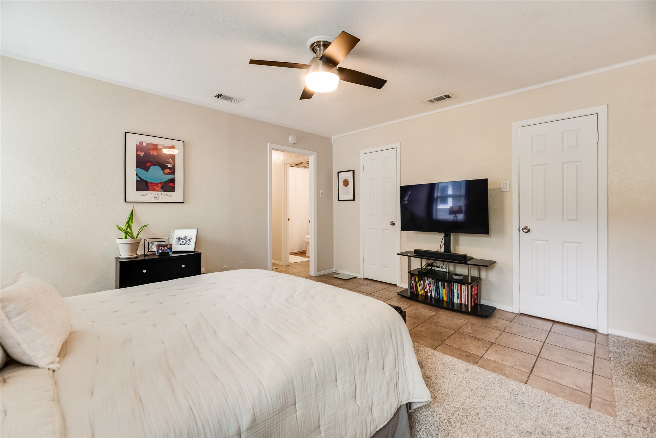 707 Parkmont Street Dallas TX 75214
