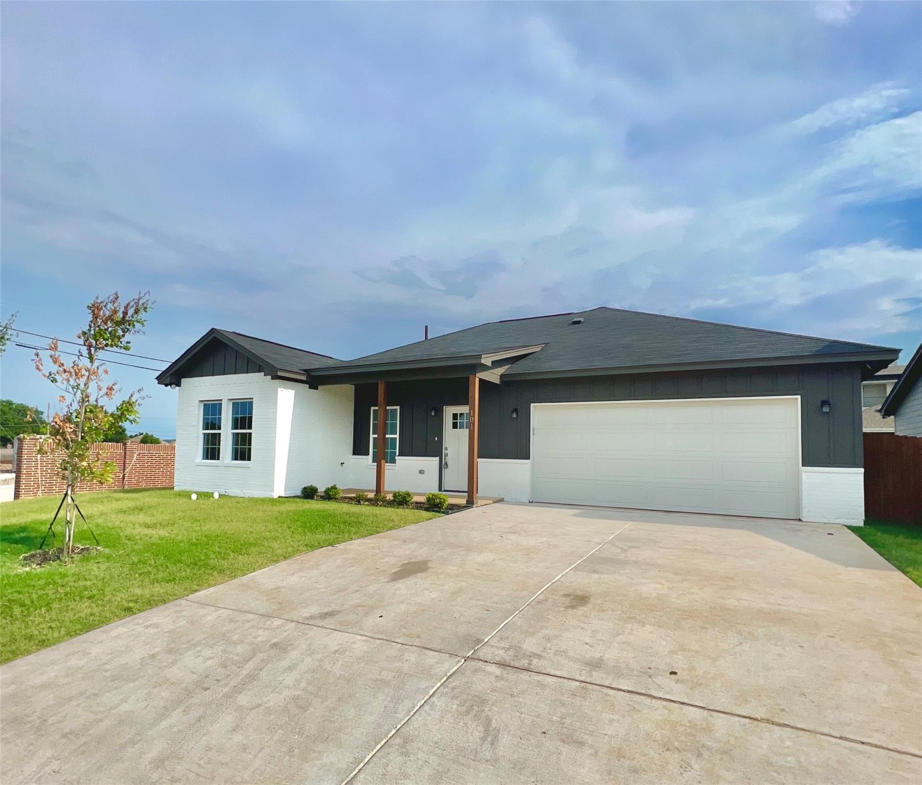 101 Magnolia Estates Street Crowley TX 76036