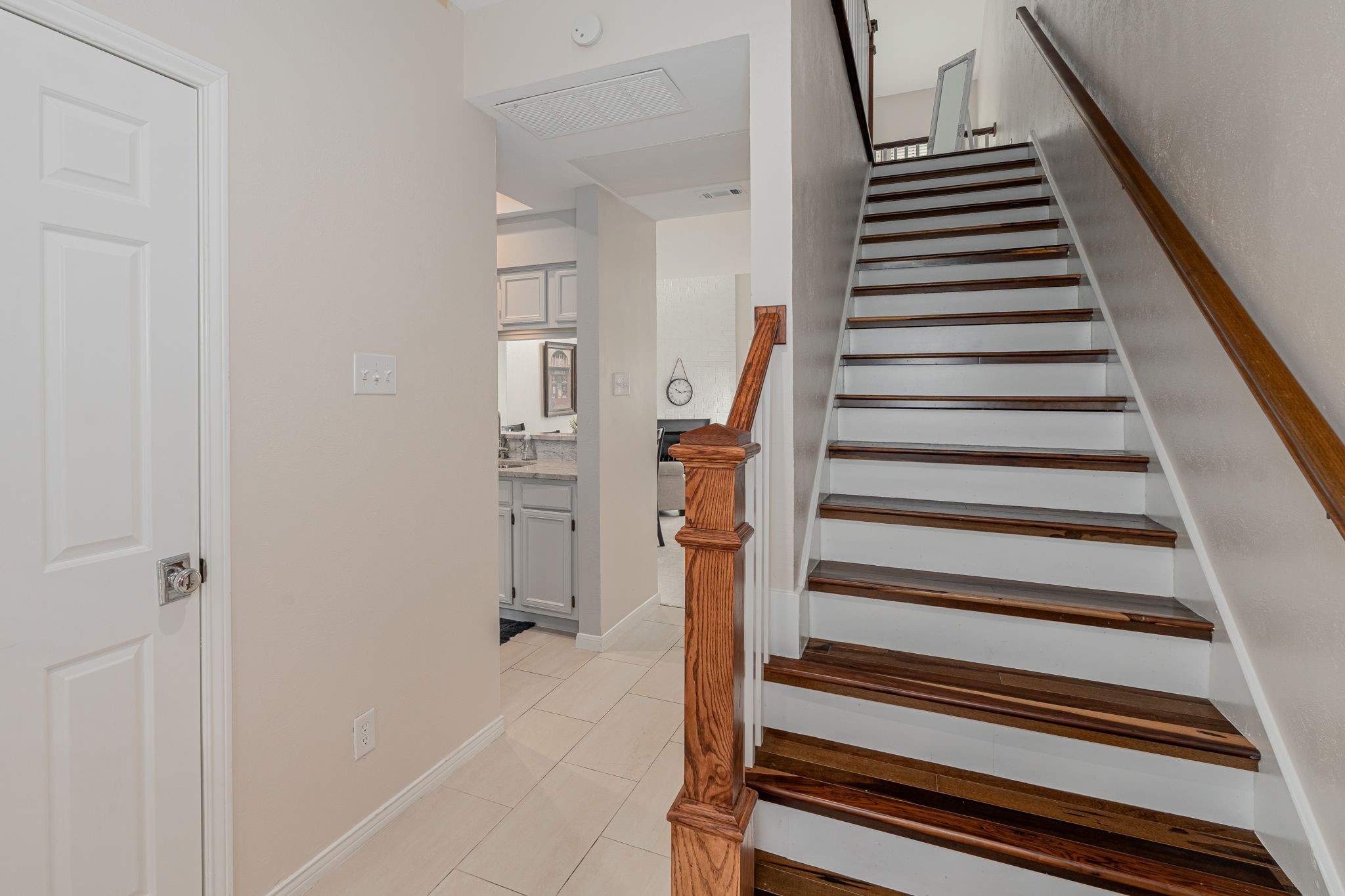 9910 Royal Lane Dallas TX 75231