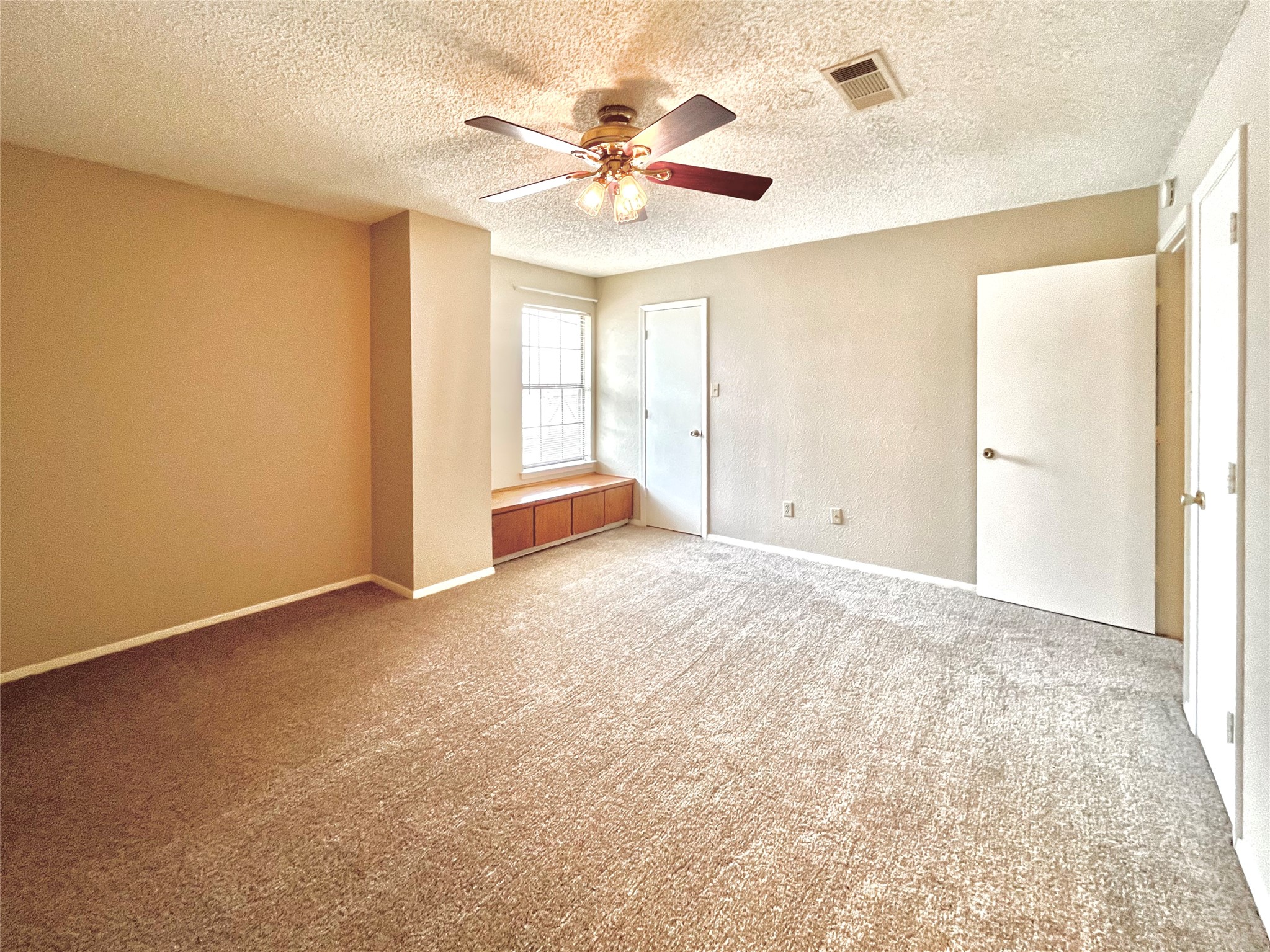 1247 Dallas Drive Denton TX 76205