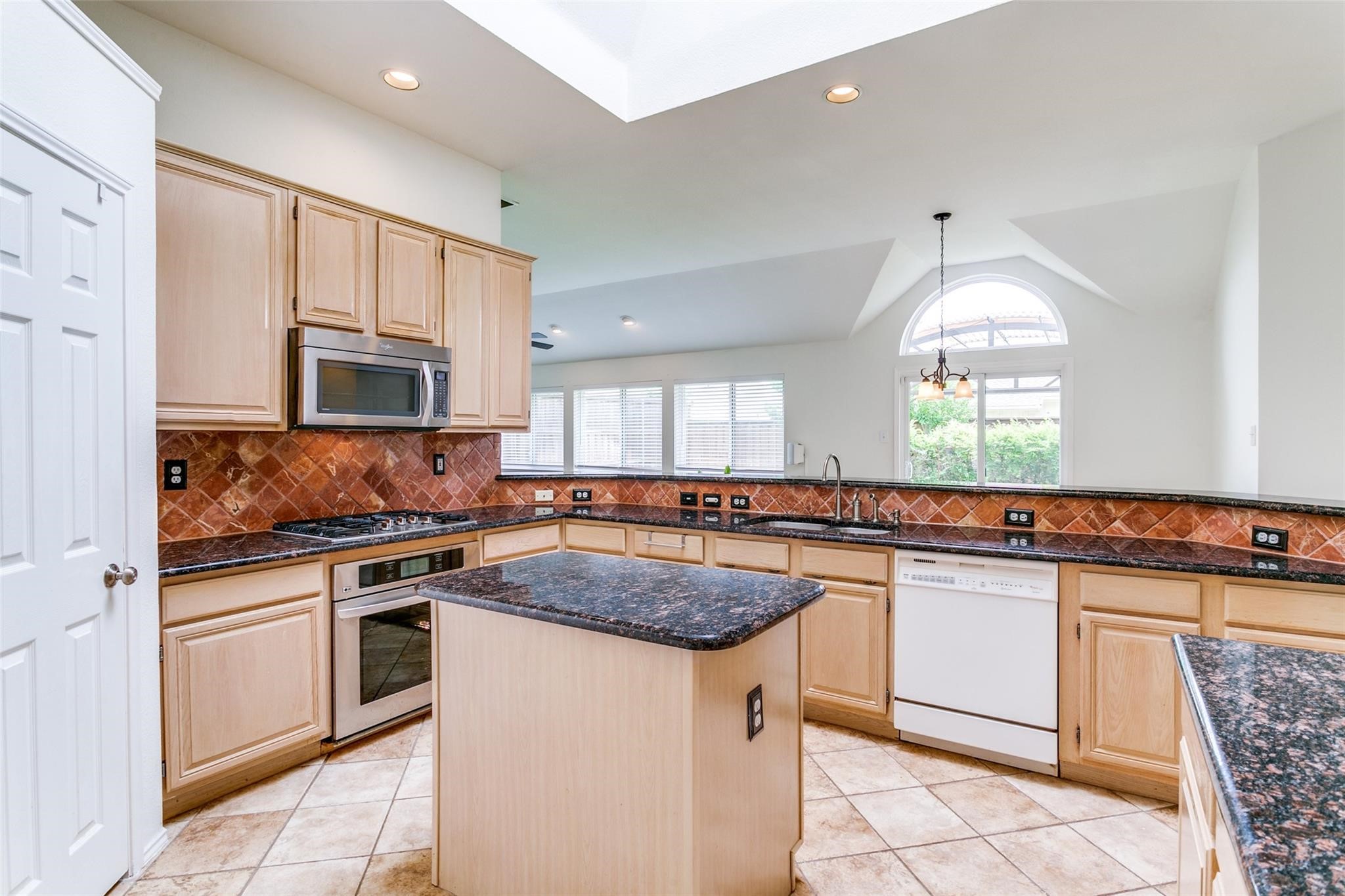 104 Dorsett Drive Irving TX 75063