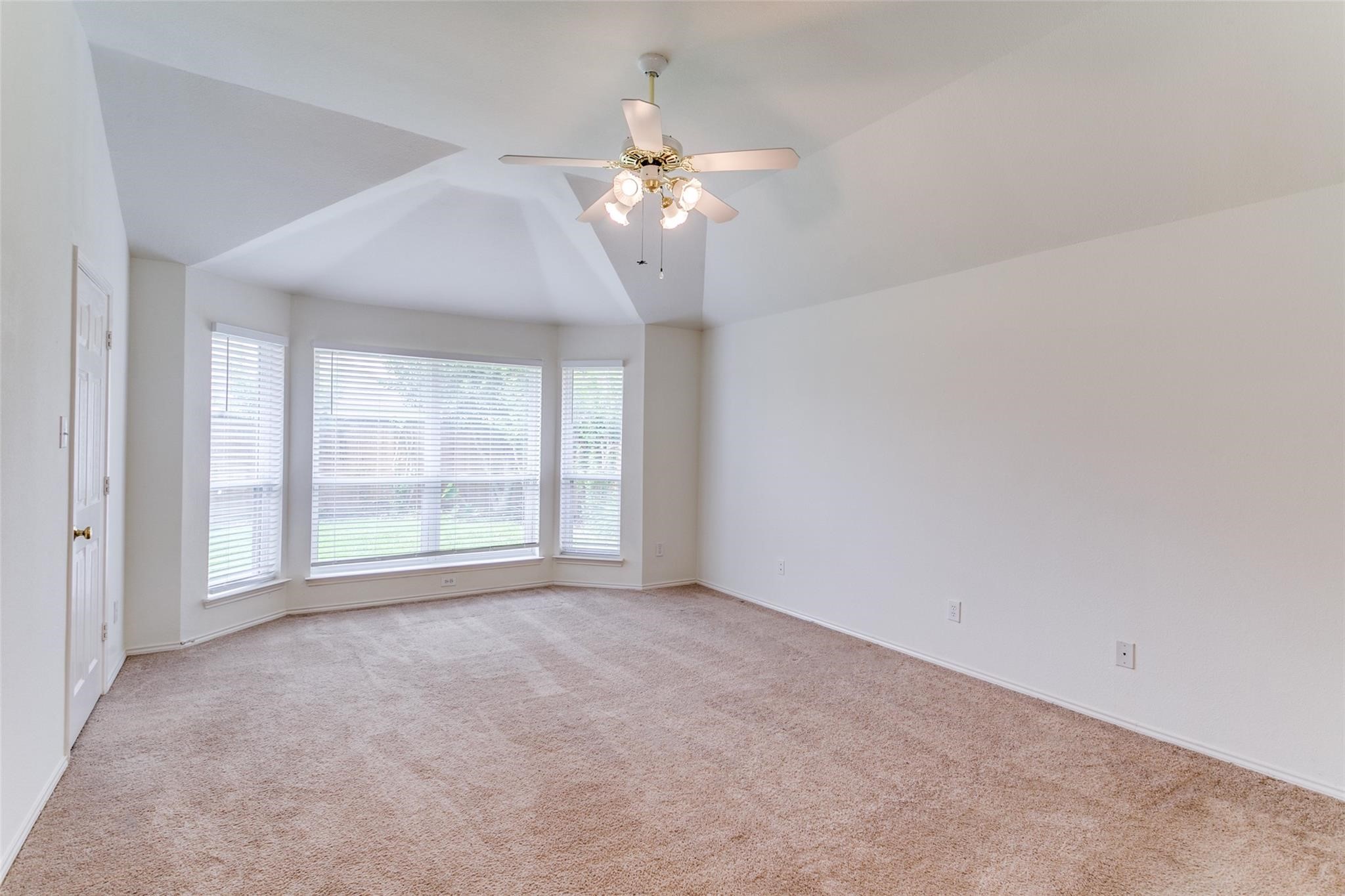104 Dorsett Drive Irving TX 75063