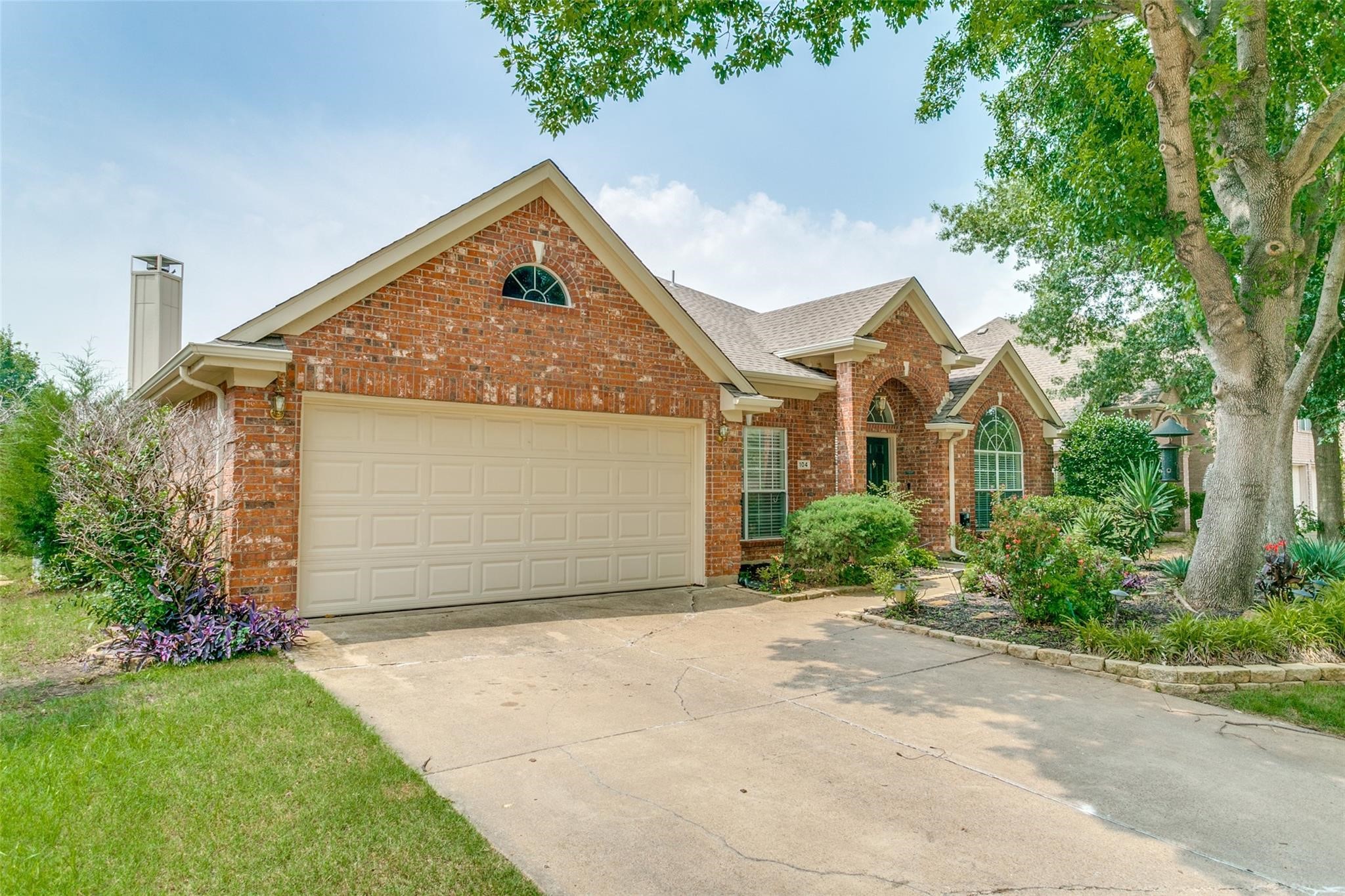 104 Dorsett Drive Irving TX 75063