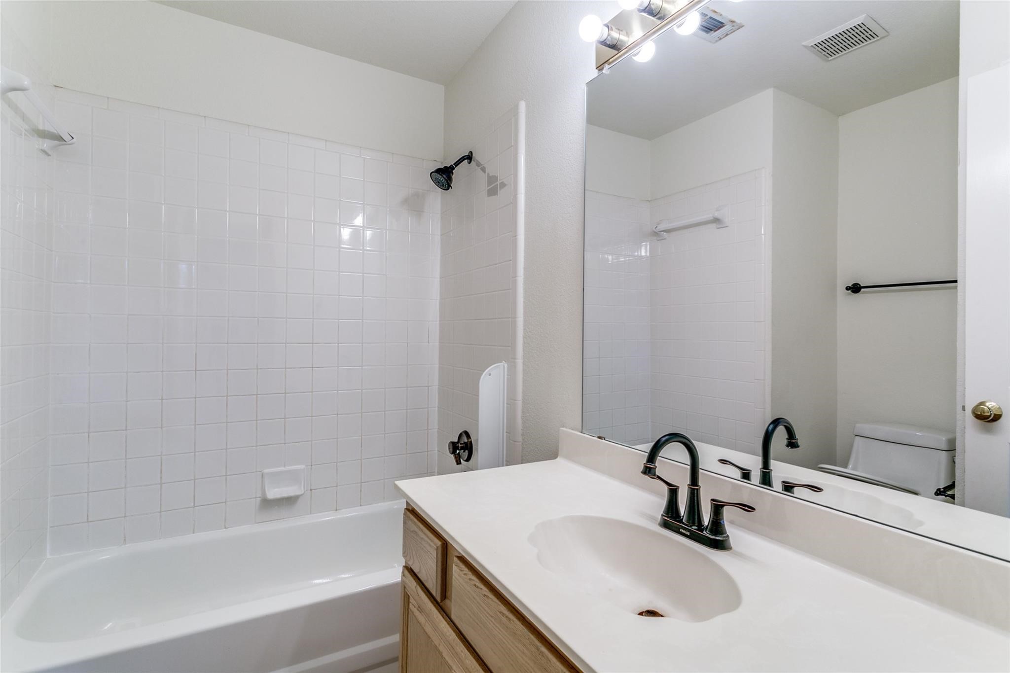 104 Dorsett Drive Irving TX 75063