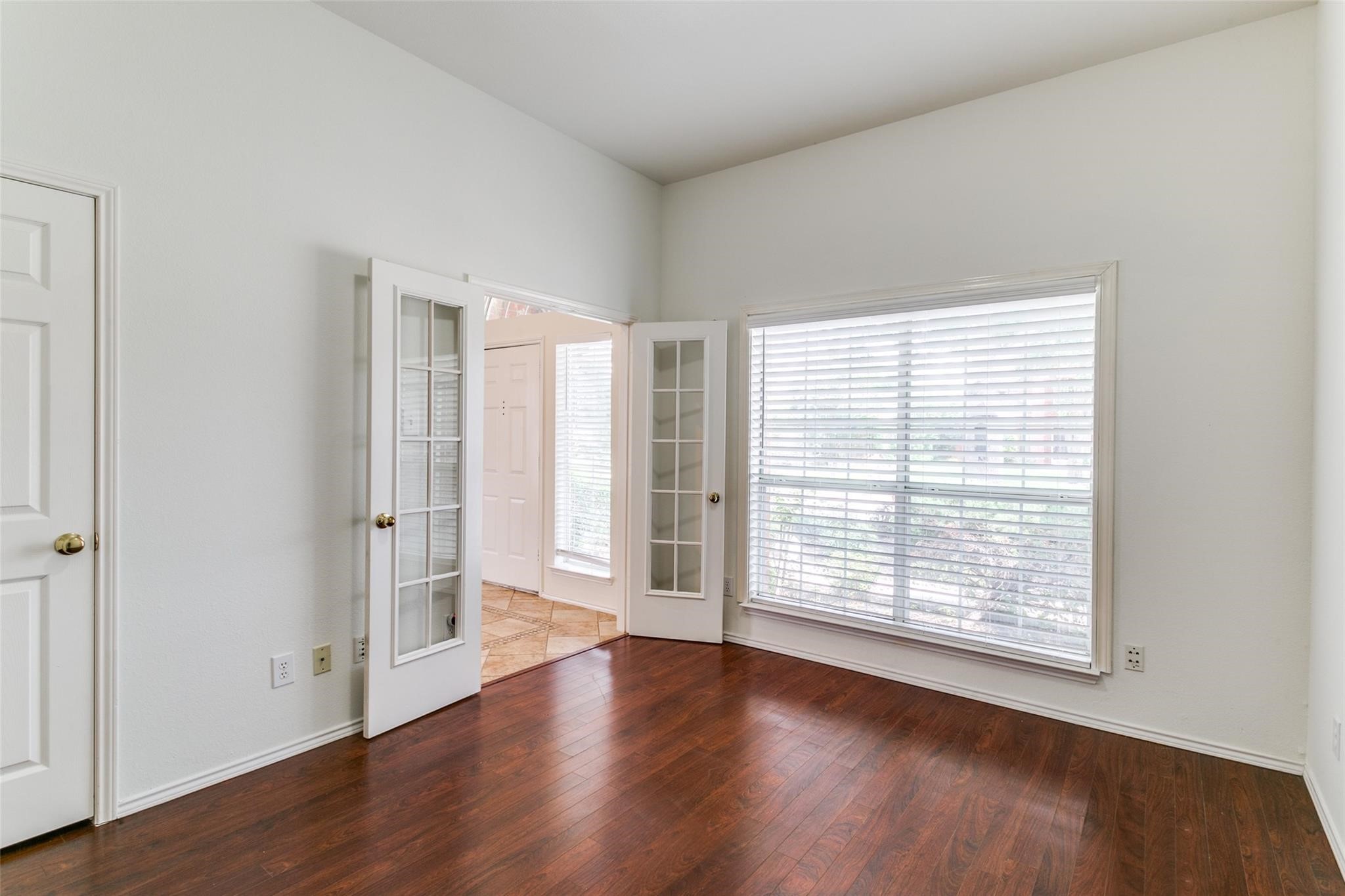 104 Dorsett Drive Irving TX 75063