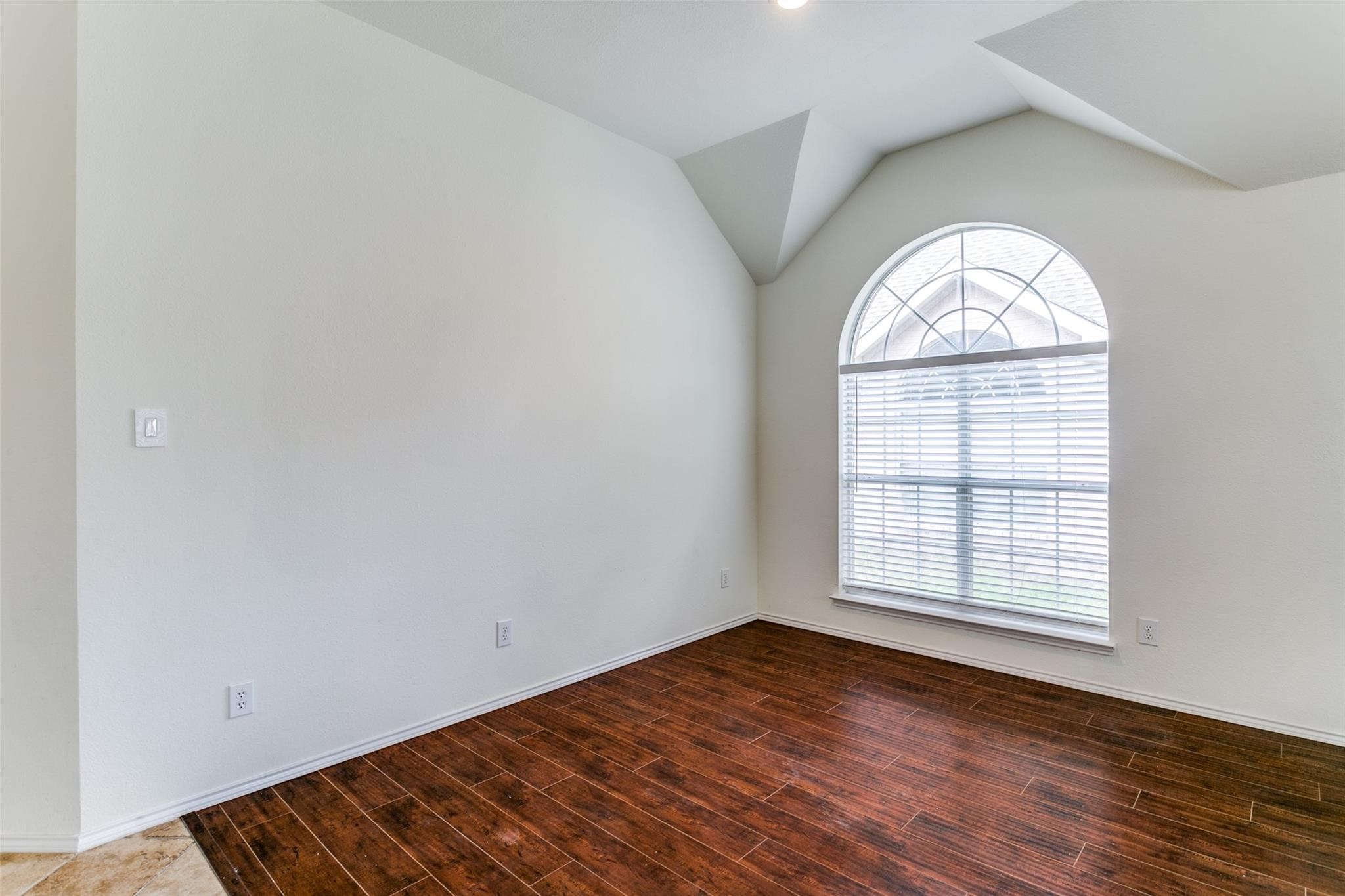 104 Dorsett Drive Irving TX 75063