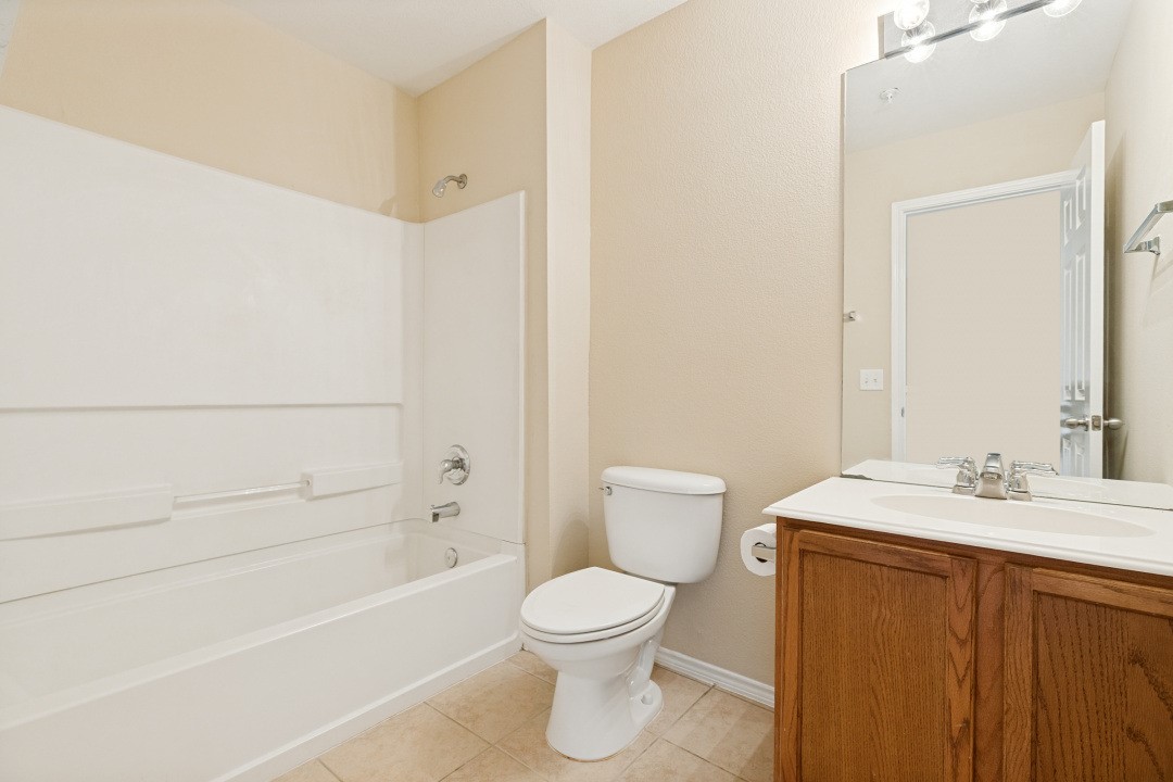 2324 Stoneleigh Place Mckinney TX 75071