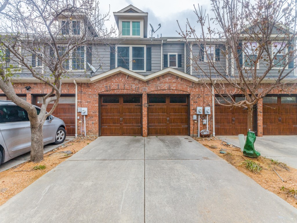 2324 Stoneleigh Place Mckinney TX 75071
