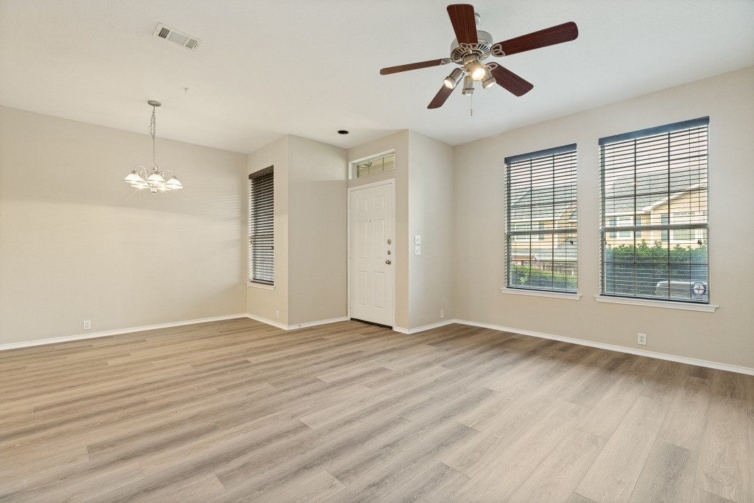 2324 Stoneleigh Place Mckinney TX 75071