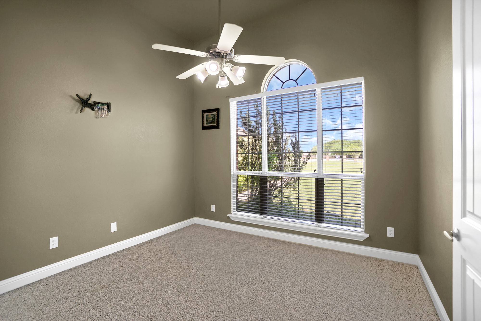 8176 County Road 2419 Royse City TX 75189