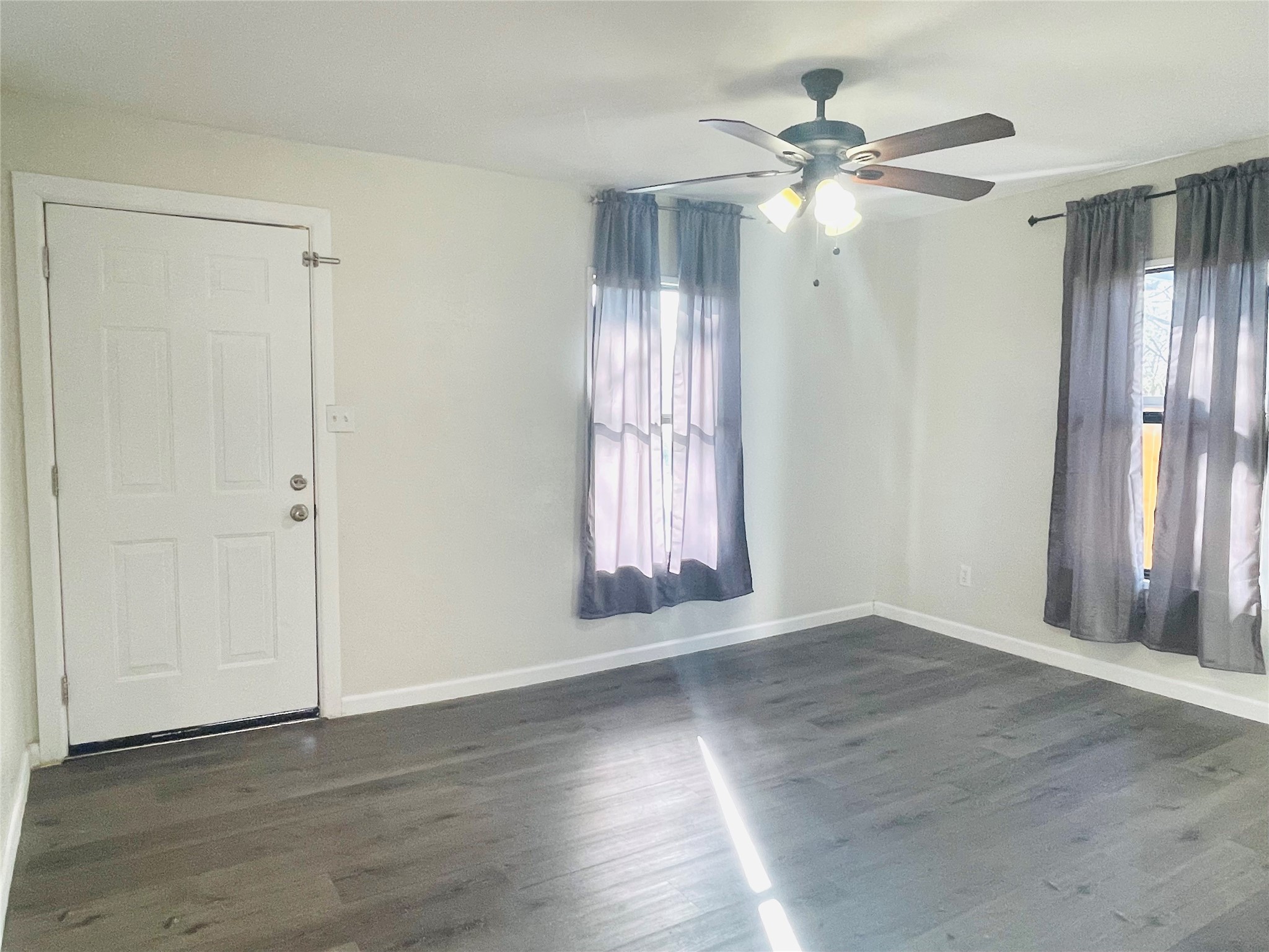 111 Rousseau Street Waxahachie TX 75165