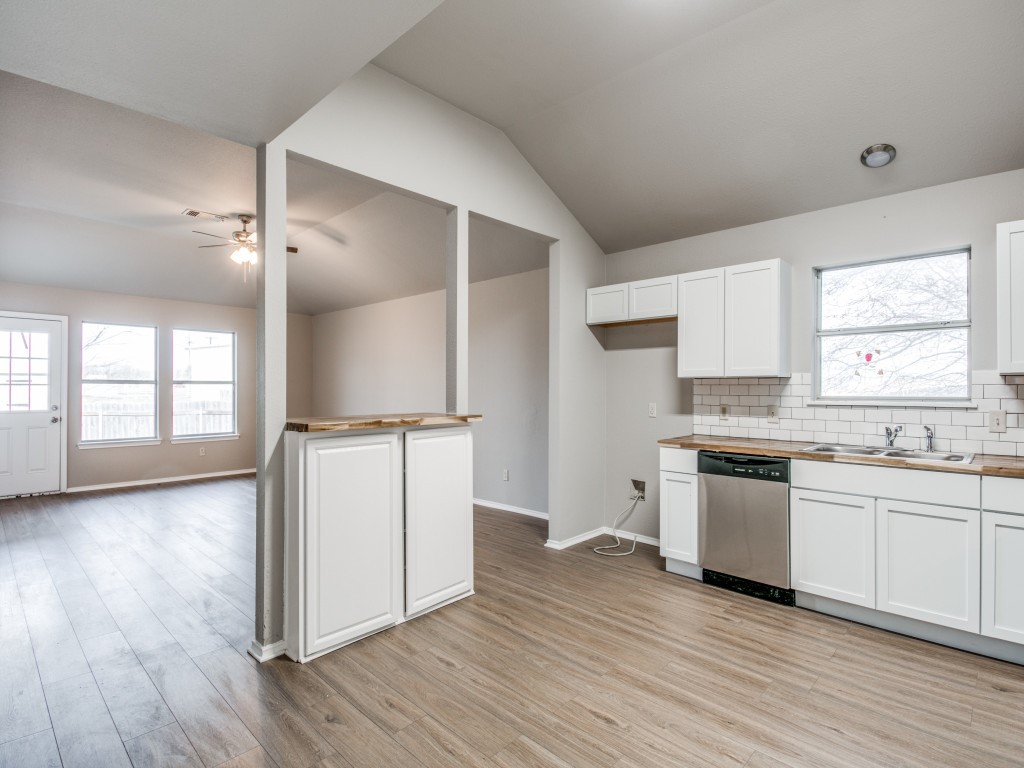 610 Lonestar Park Lane Ponder TX 76259