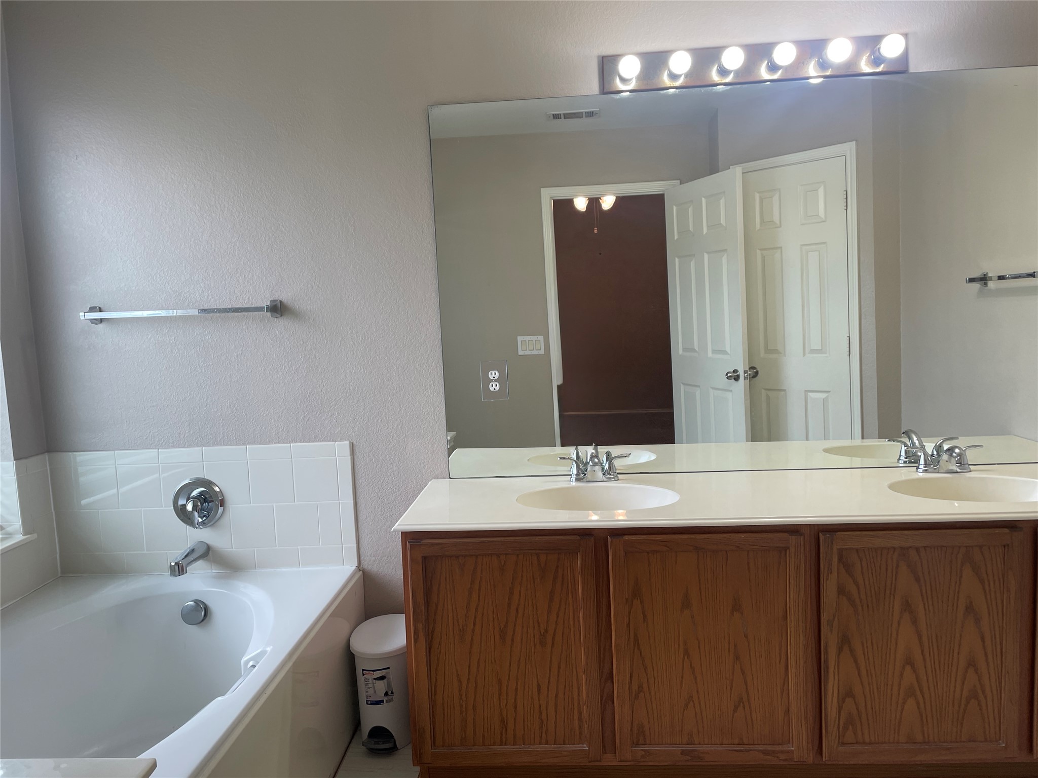 8748 Sagebrush Trail Cross Roads TX 76227