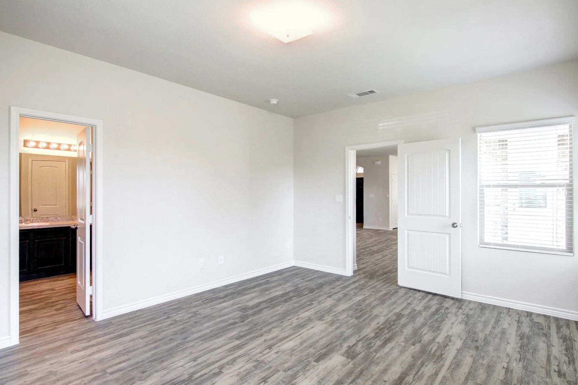 2045 Augusta Street Lancaster TX 75146