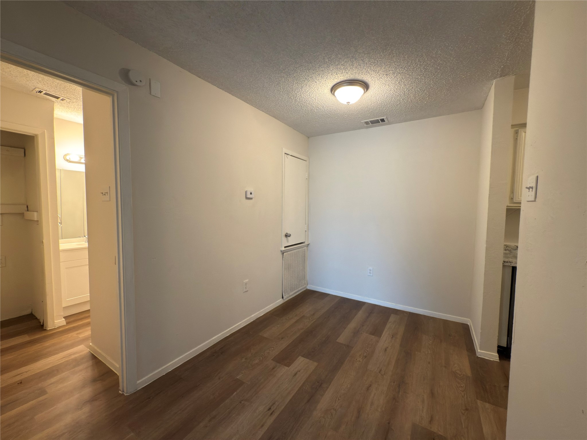 9696 Walnut Street Dallas TX 75243