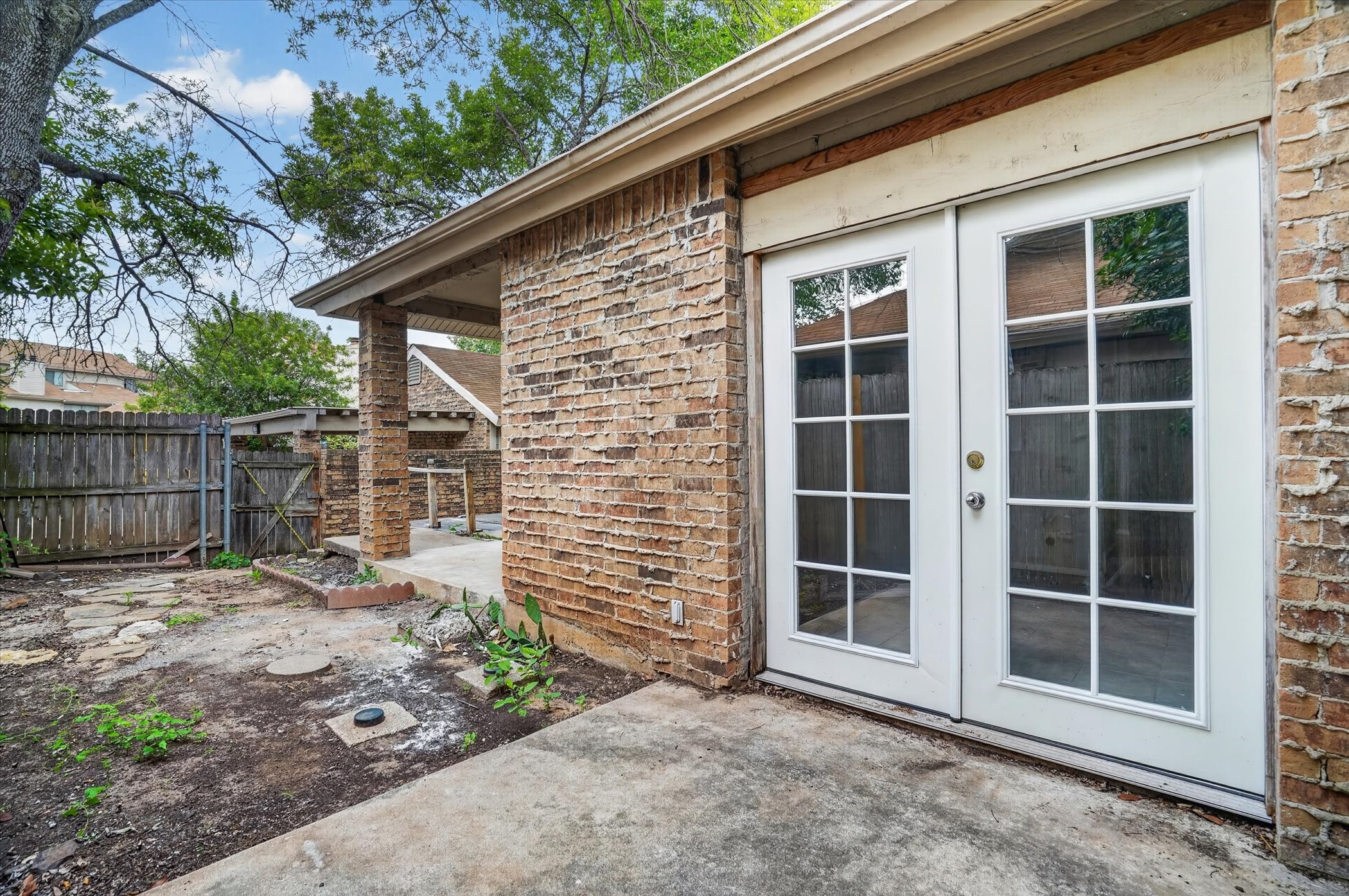 231 Shady Lane Drive Fort Worth TX 76112