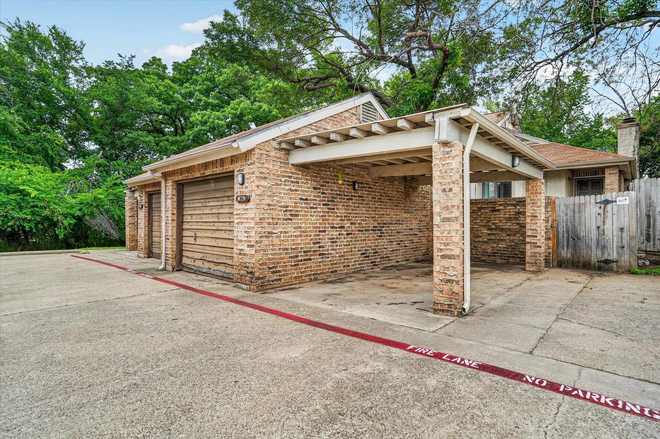 231 Shady Lane Drive Fort Worth TX 76112