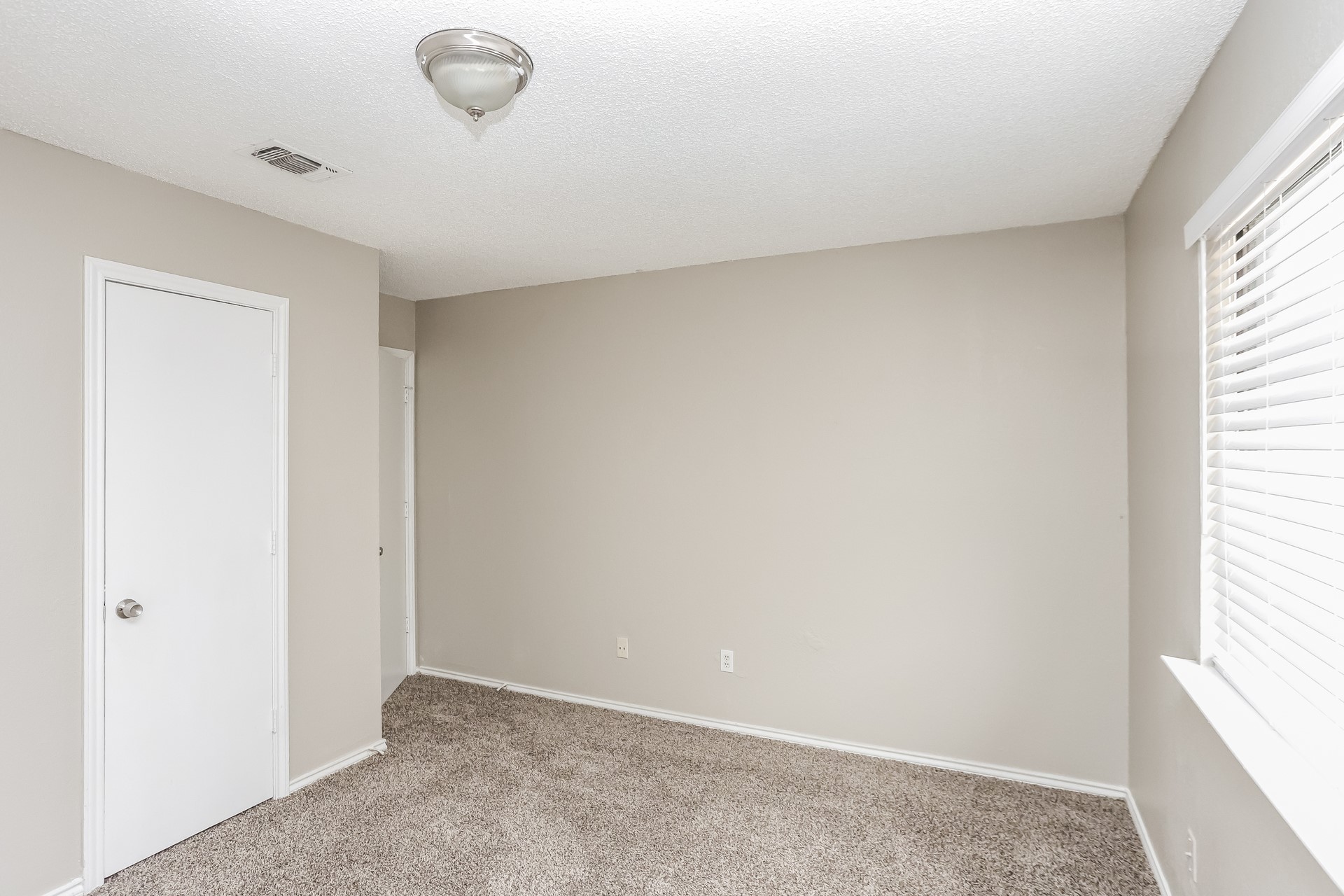 231 Myrtle Drive Arlington TX 76018