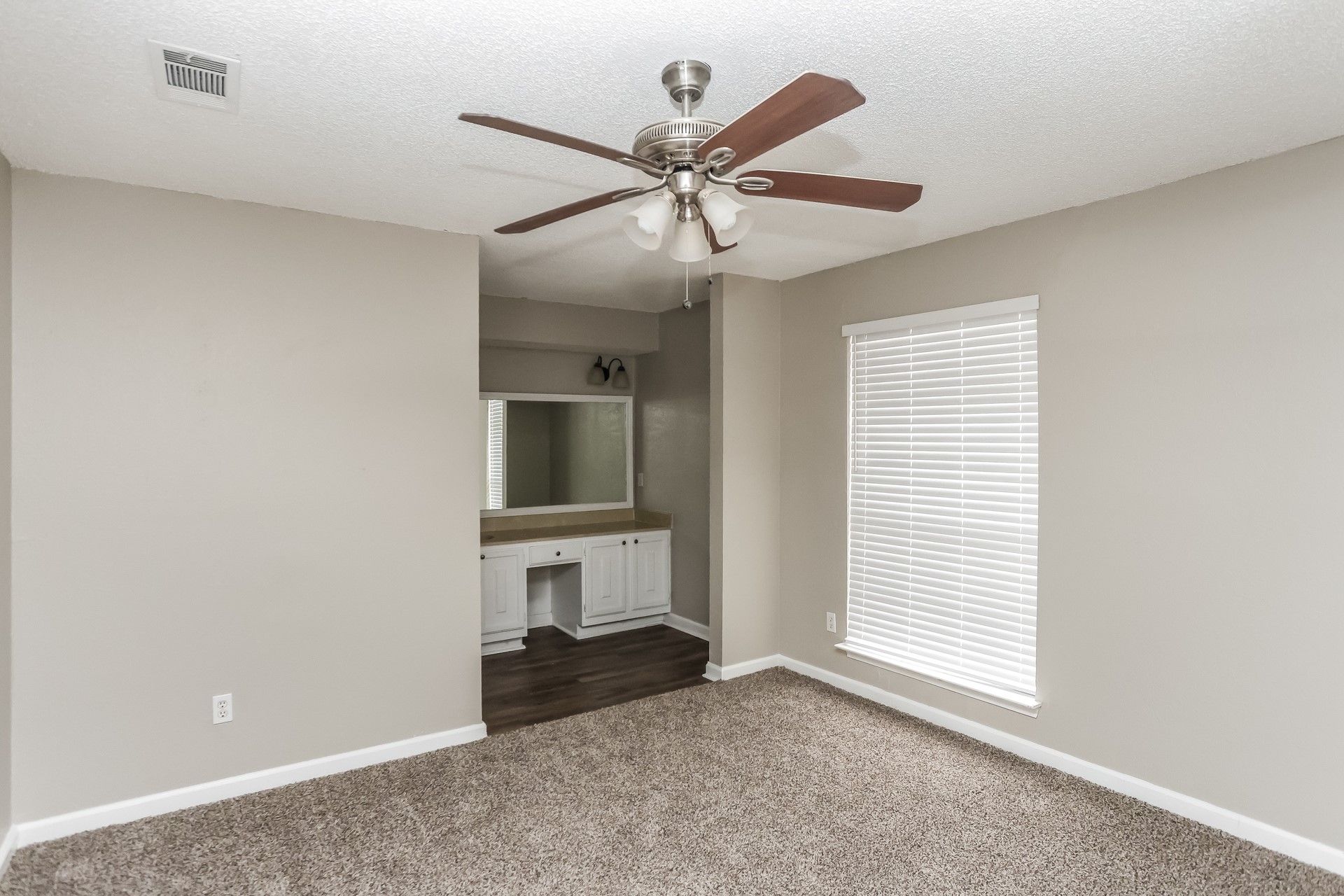 231 Myrtle Drive Arlington TX 76018