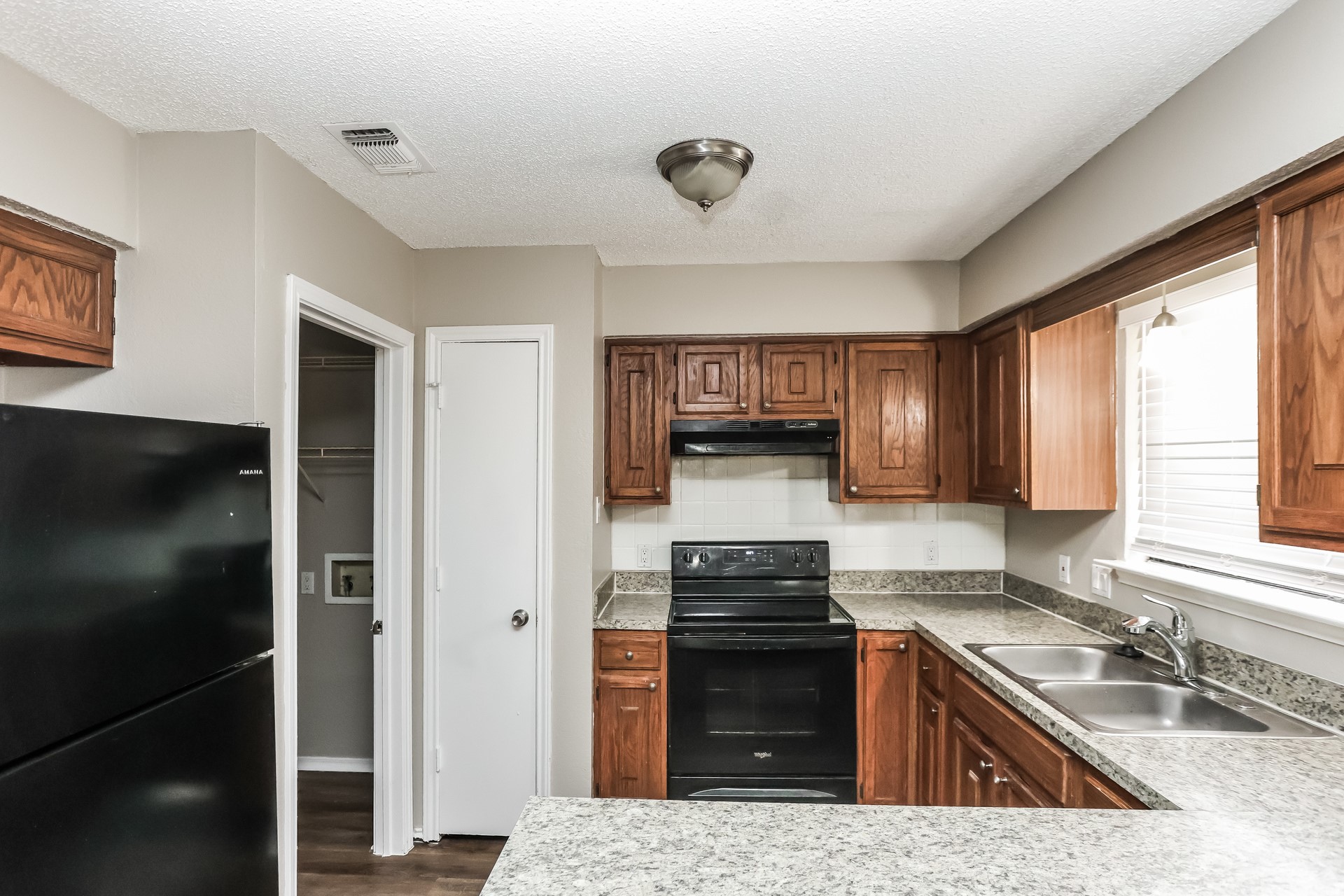 231 Myrtle Drive Arlington TX 76018