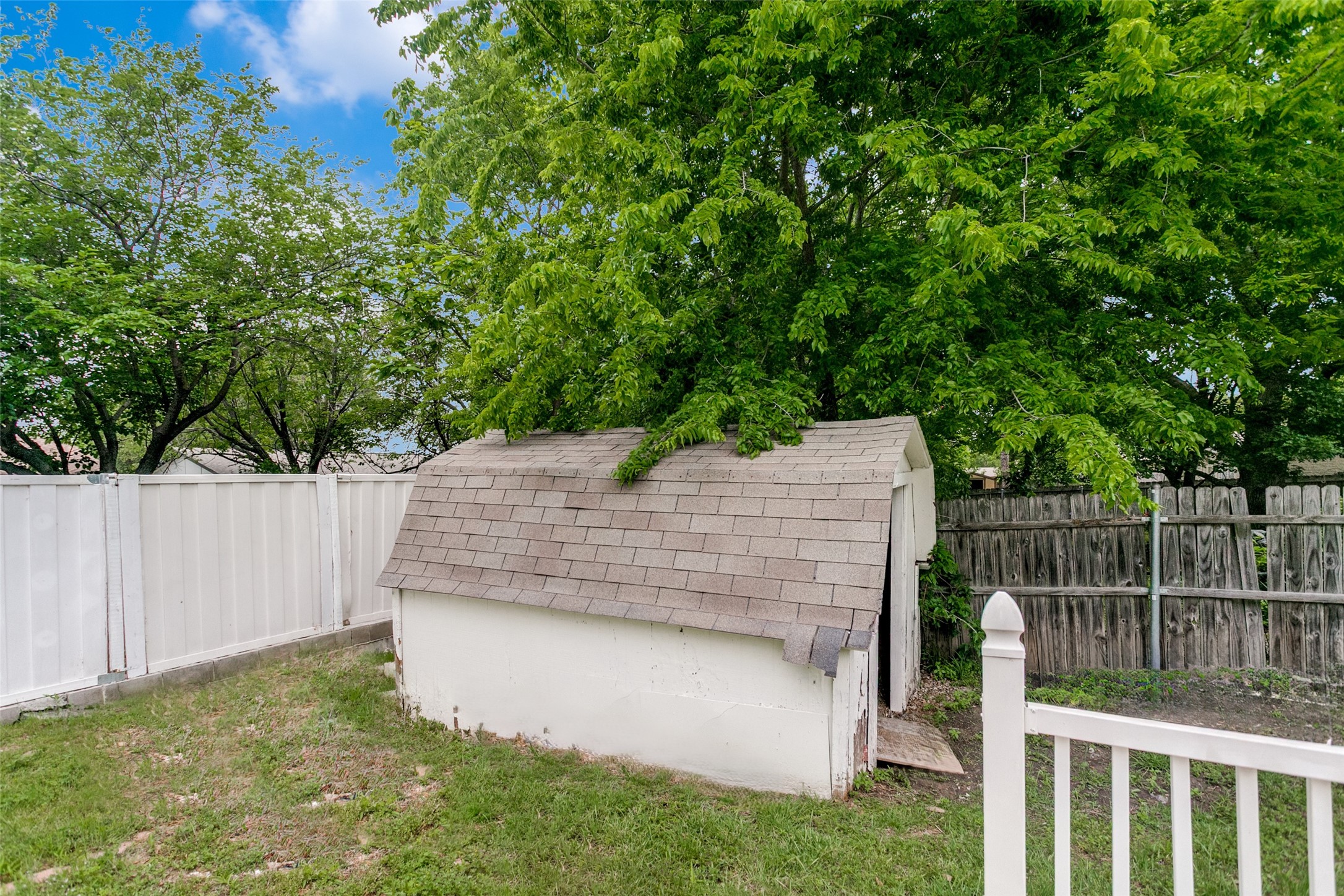 5101 Longhorn Trail Garland TX 75043