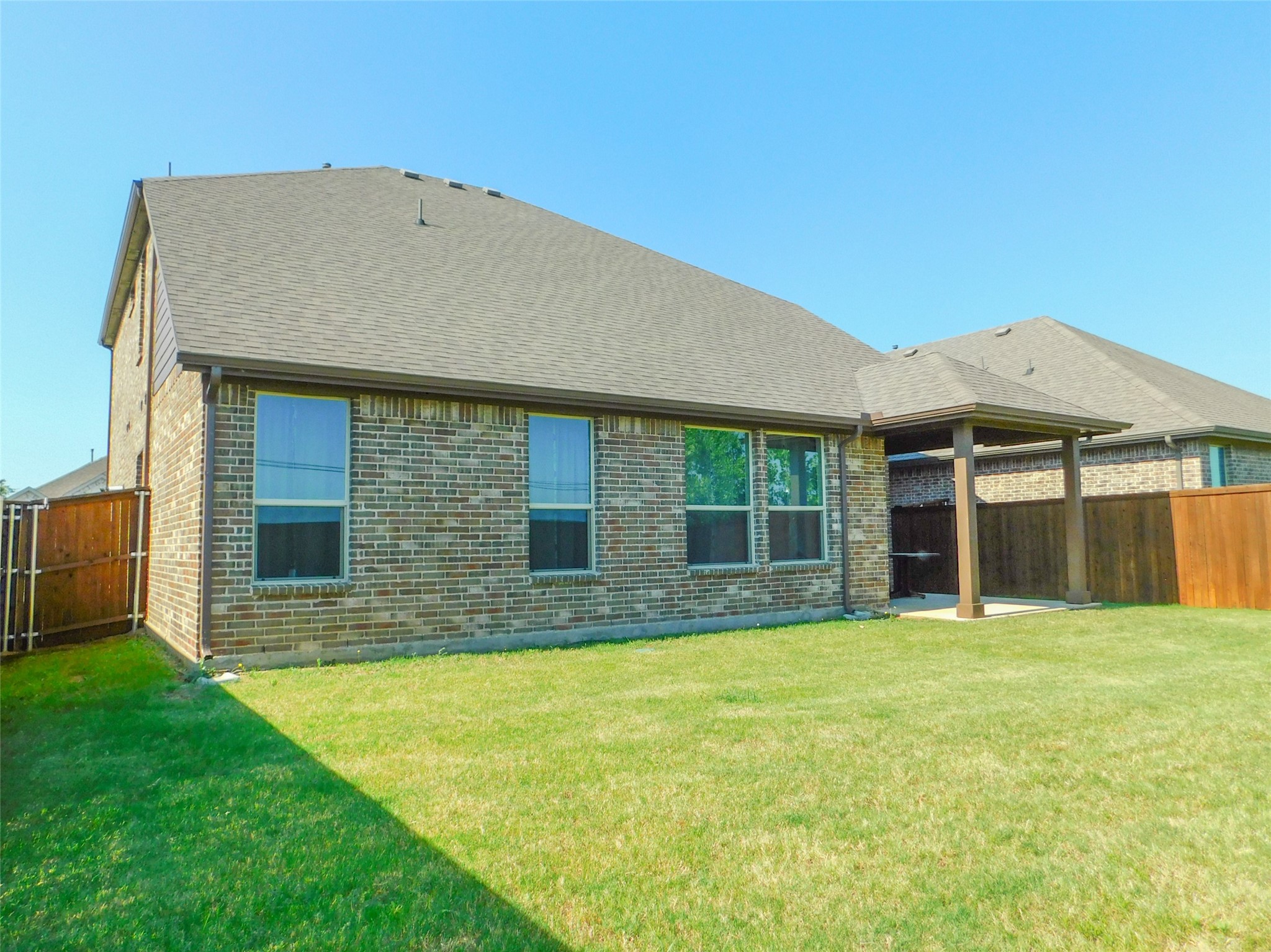 1021 Pitch Pine Street Hickory Creek TX 75065