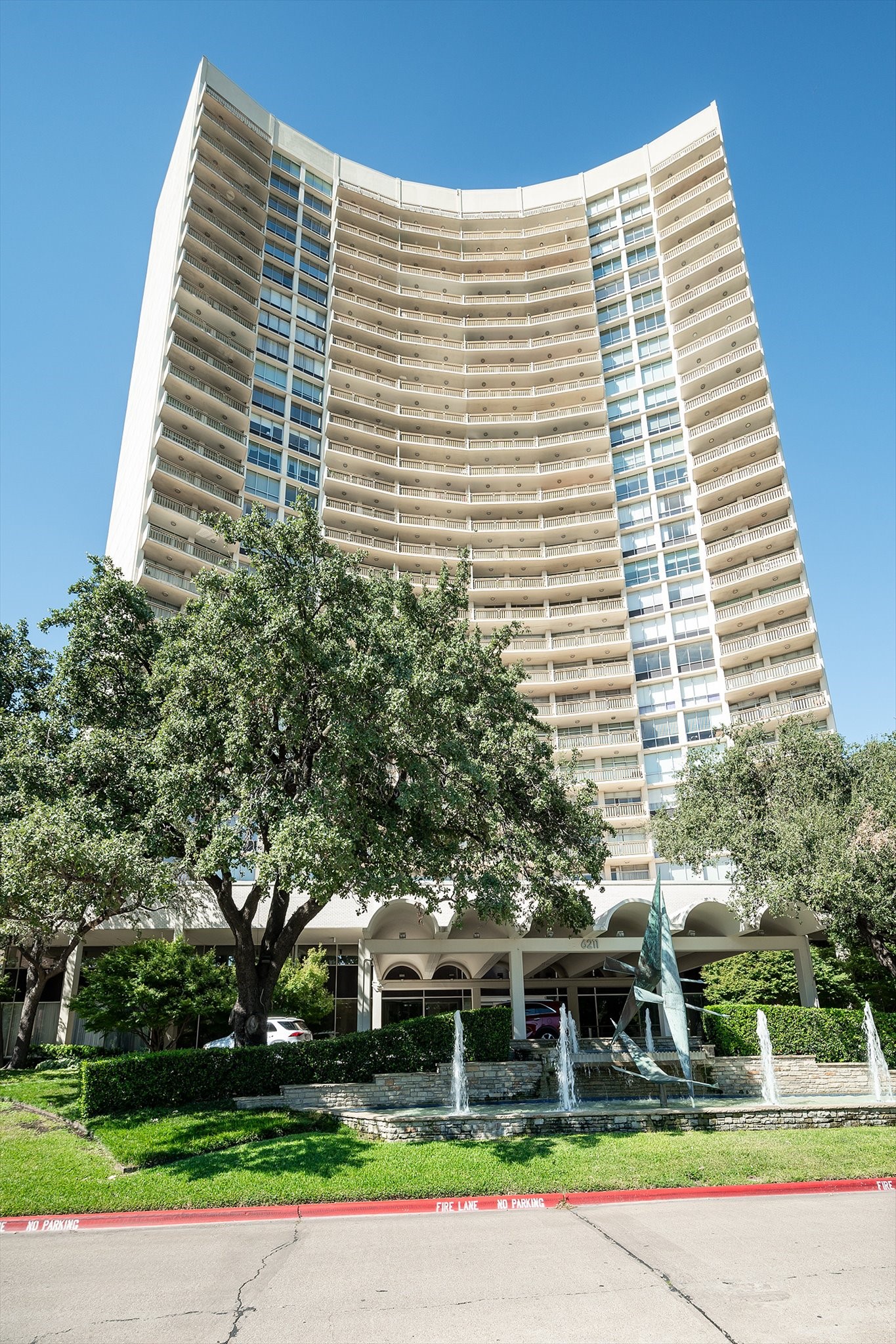 6211 W Northwest Highway Dallas TX 75225