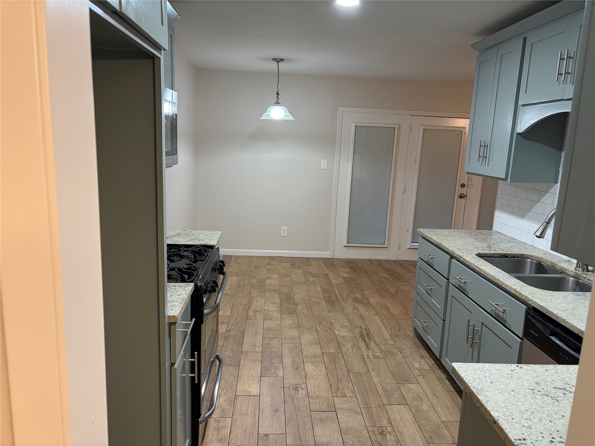 2410 Viva Drive Mesquite TX 75150