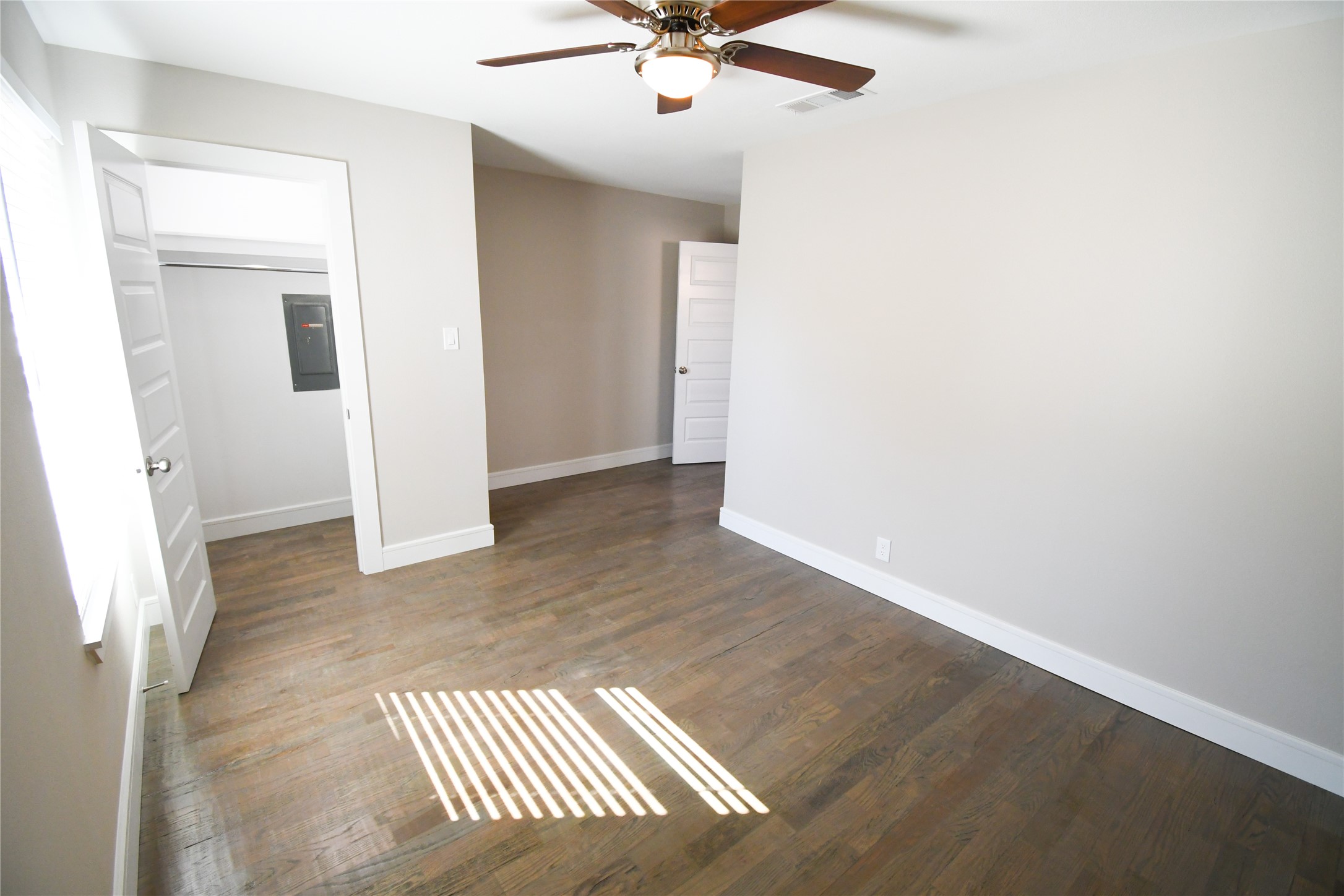 1422 Addington Street Irving TX 75062