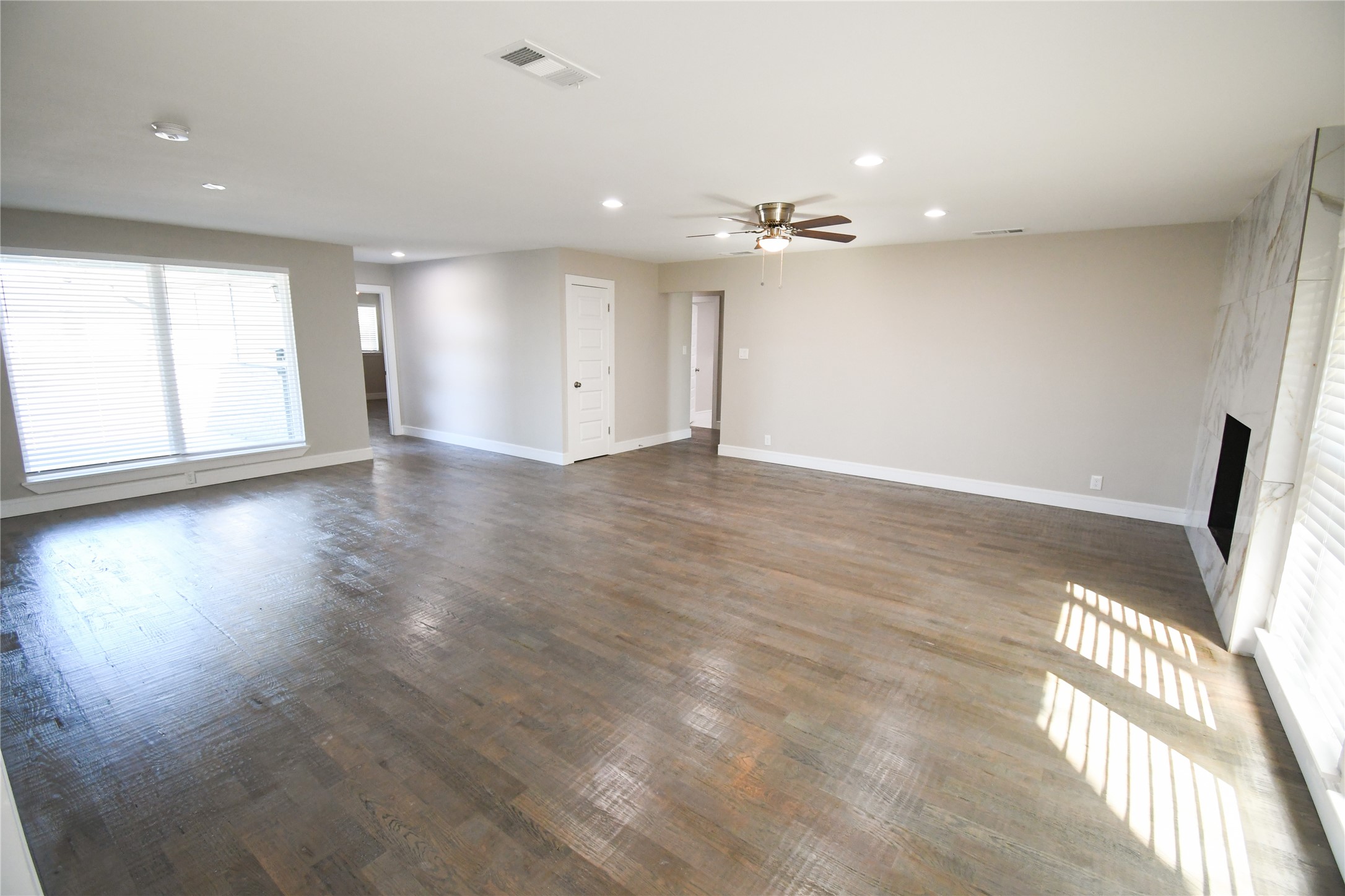 1422 Addington Street Irving TX 75062