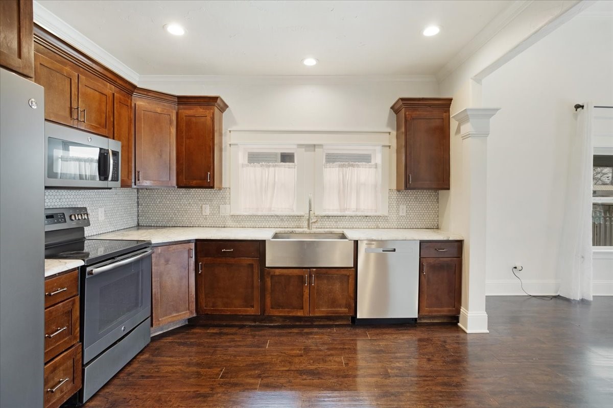 805 W Owings Street Denison TX 75020