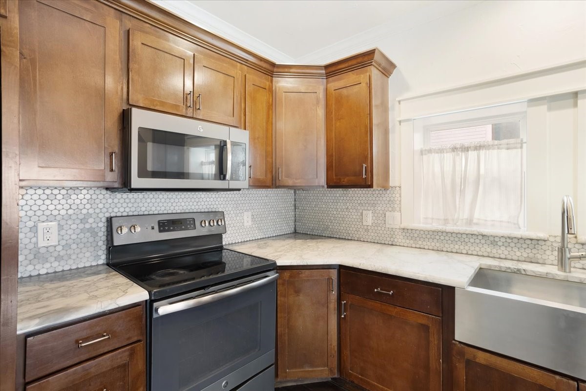 805 W Owings Street Denison TX 75020