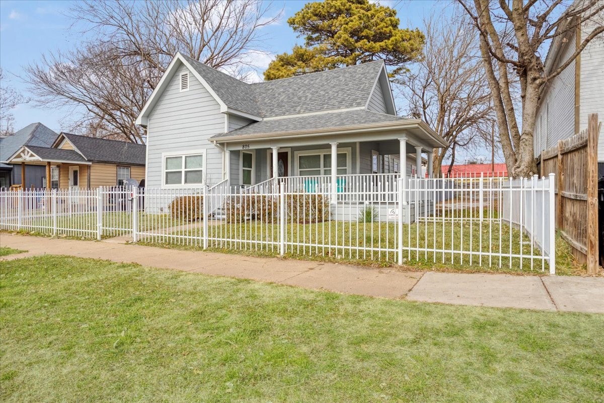 805 W Owings Street Denison TX 75020