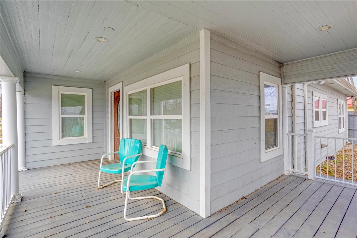 805 W Owings Street Denison TX 75020