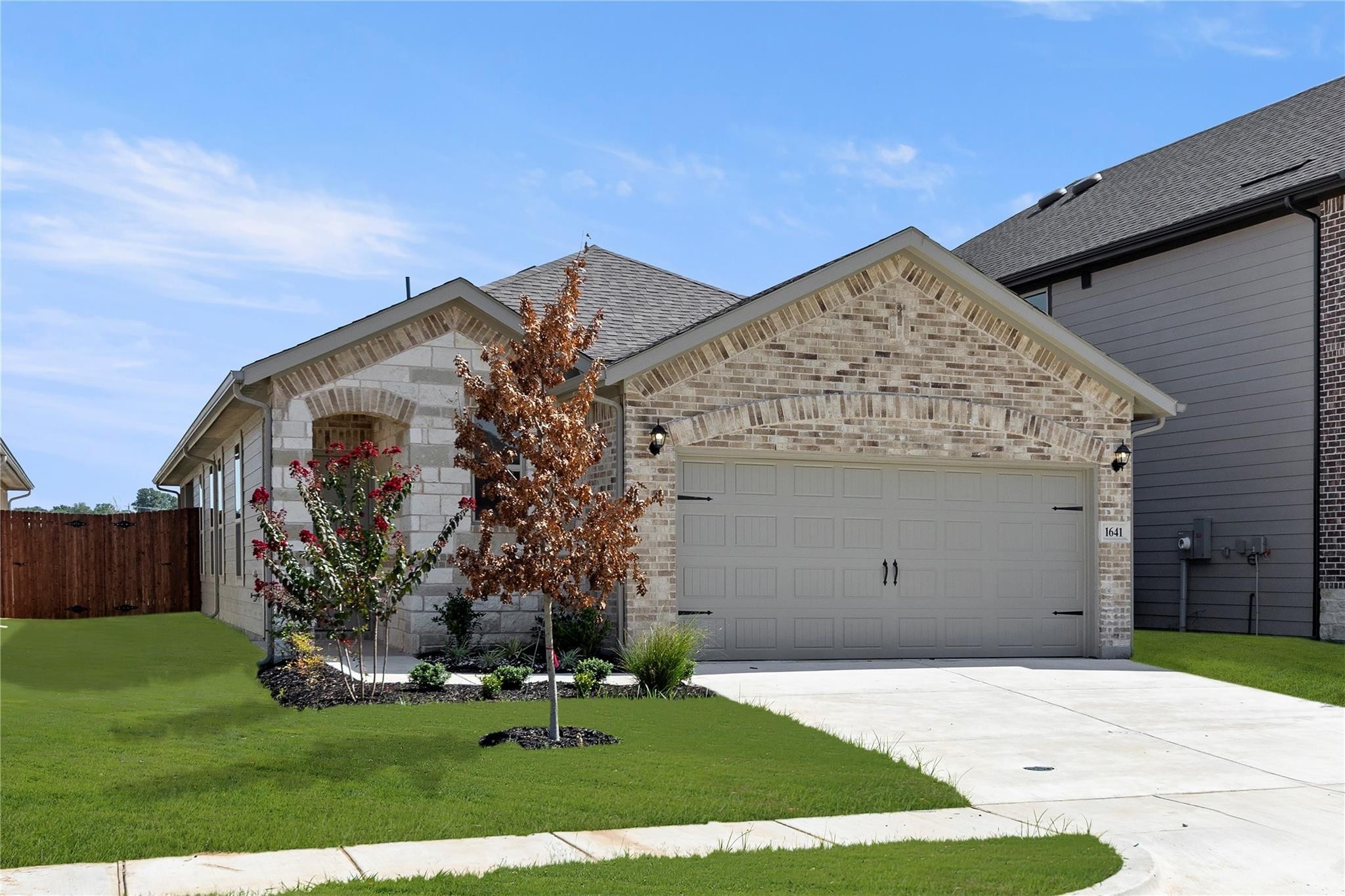 1641 Meadow Crest Drive Aubrey TX 76227