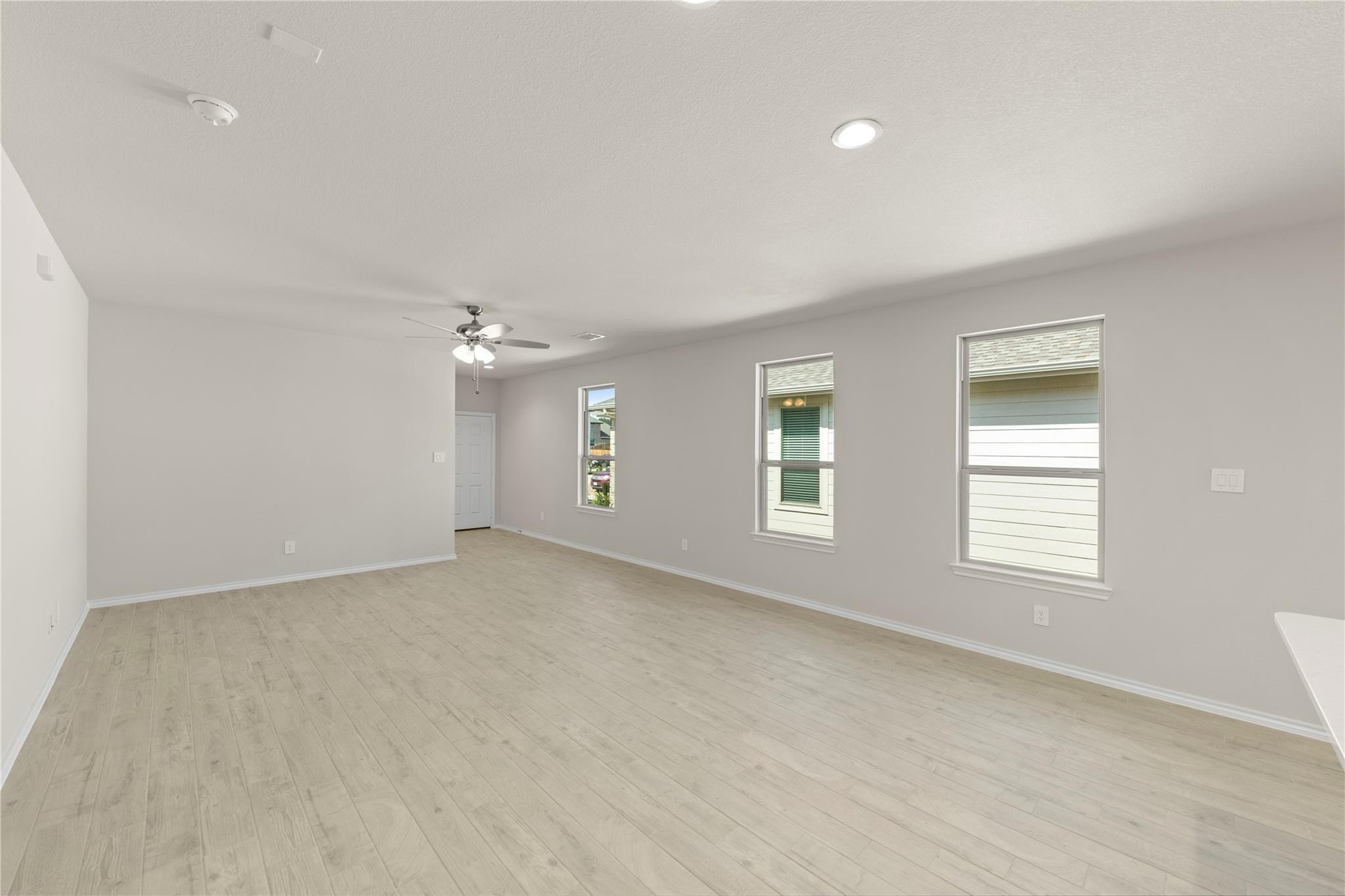 1641 Meadow Crest Drive Aubrey TX 76227