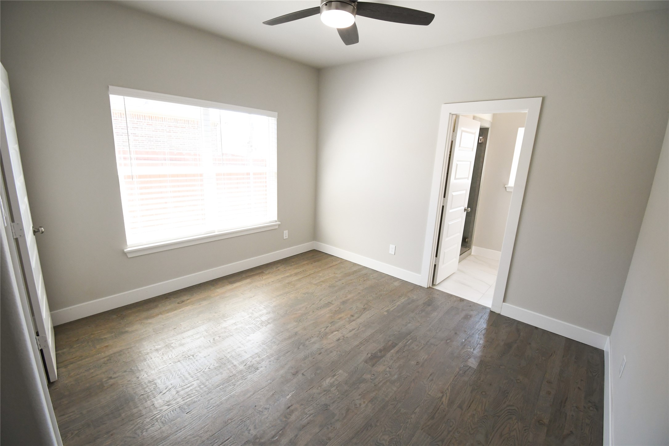 2814 18th Street W Irving TX 75060